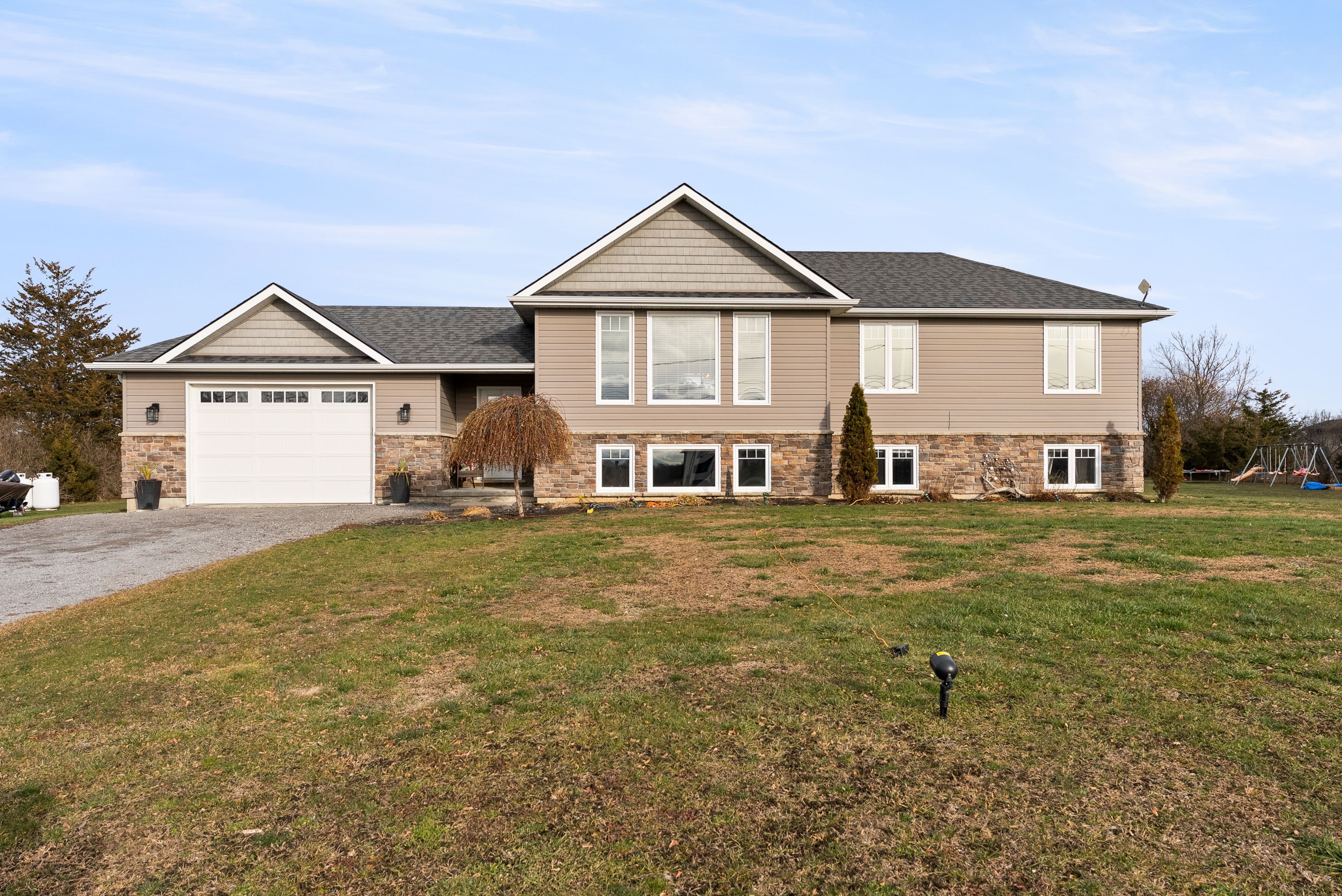 20846 Loyalist Parkway, Prince Edward County, ON K0K 1T0