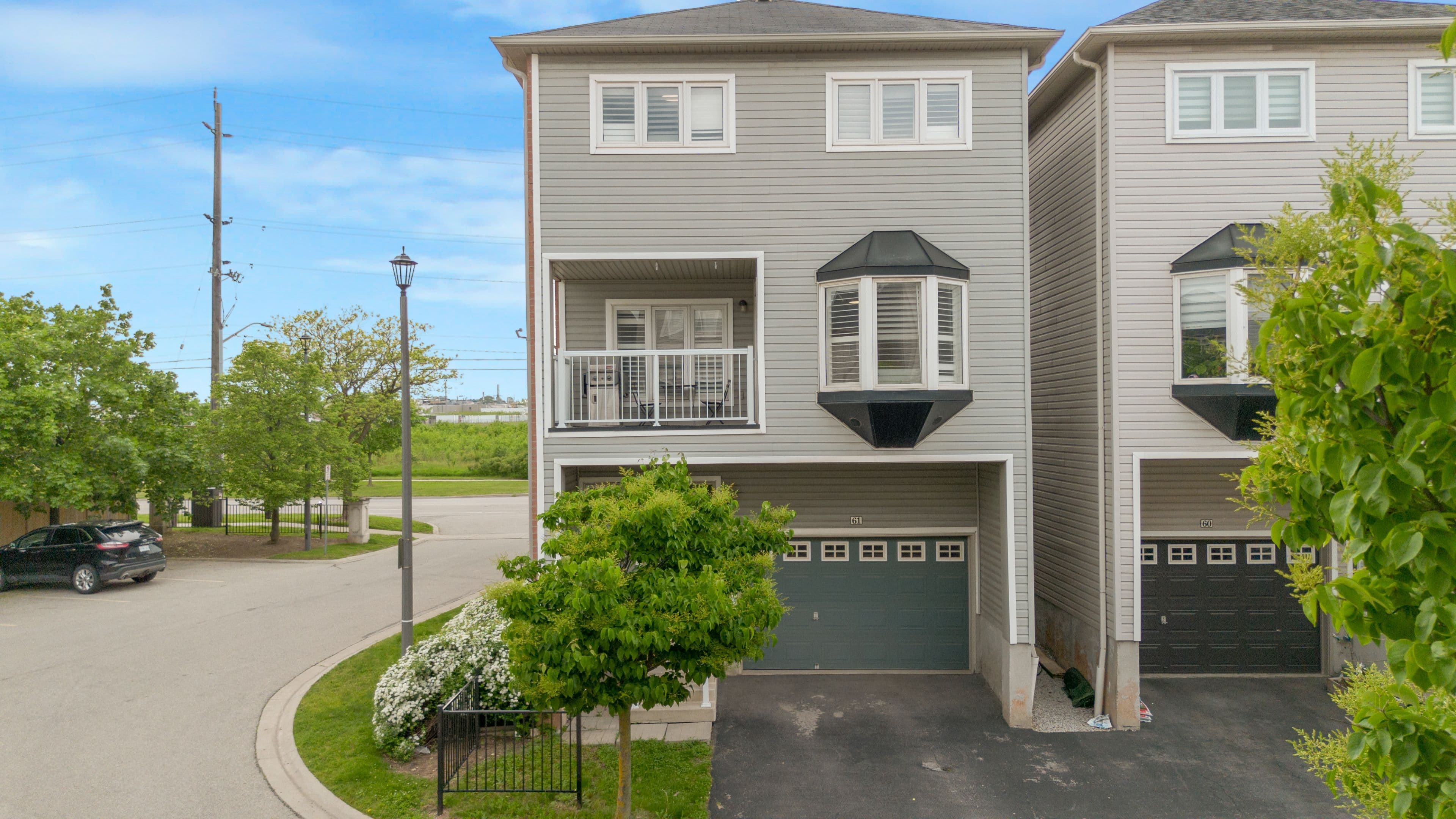 5090 Fairview Street 61, Burlington, ON L7L 7H5