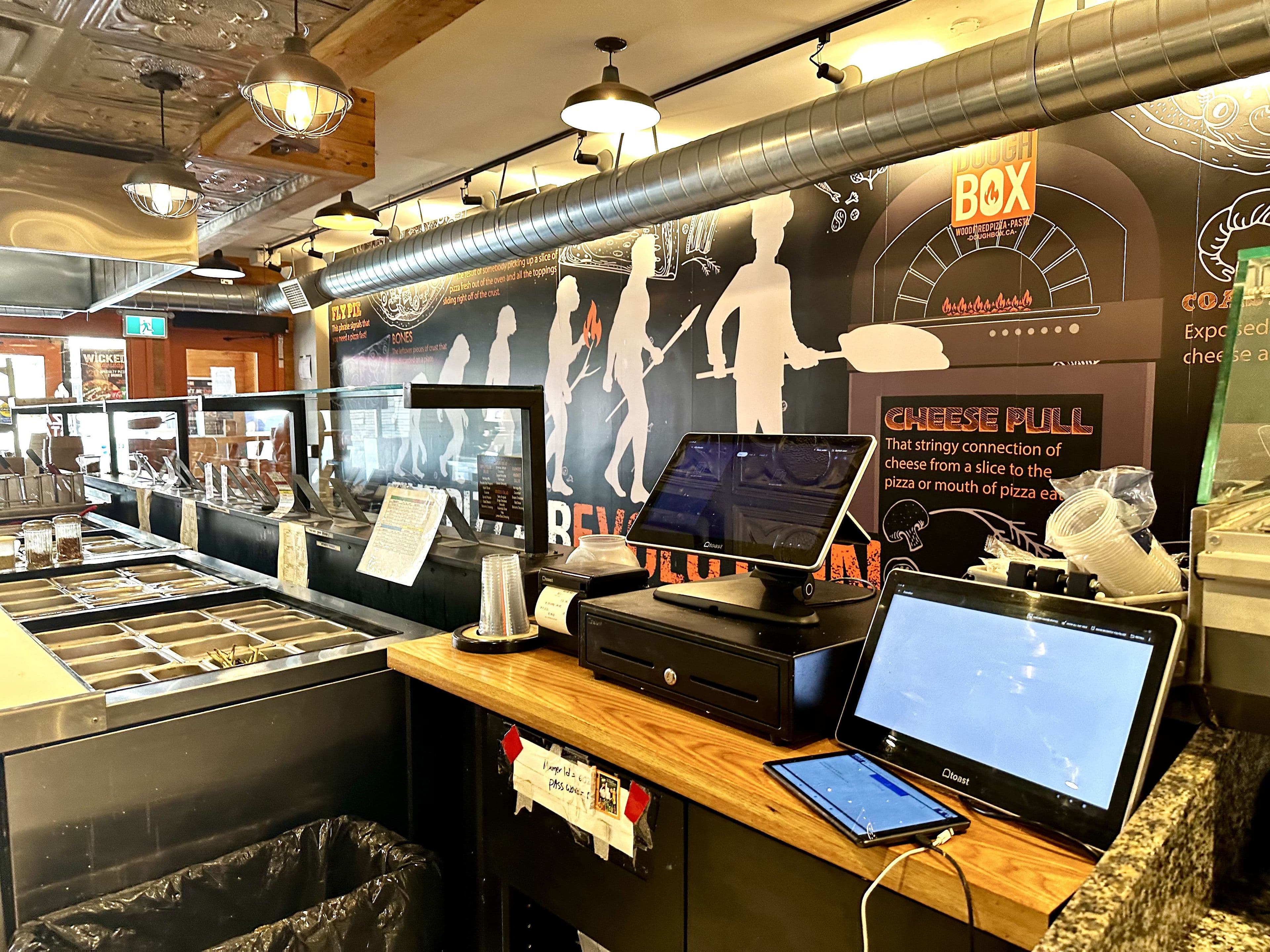 162 Lakeshore Road E, Oakville, ON L6J 1H6