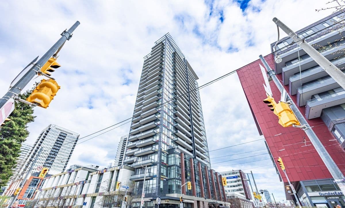 225 Sackville Street 2110, Toronto C08, ON M5A 0B9