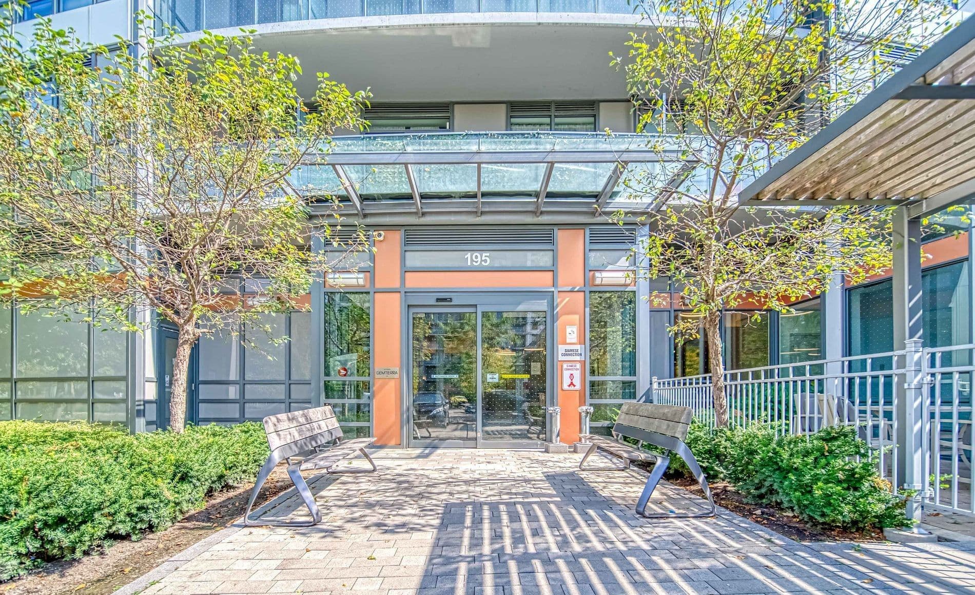 195 Bonis Avenue 1113, Toronto E05, ON M1T 0A5