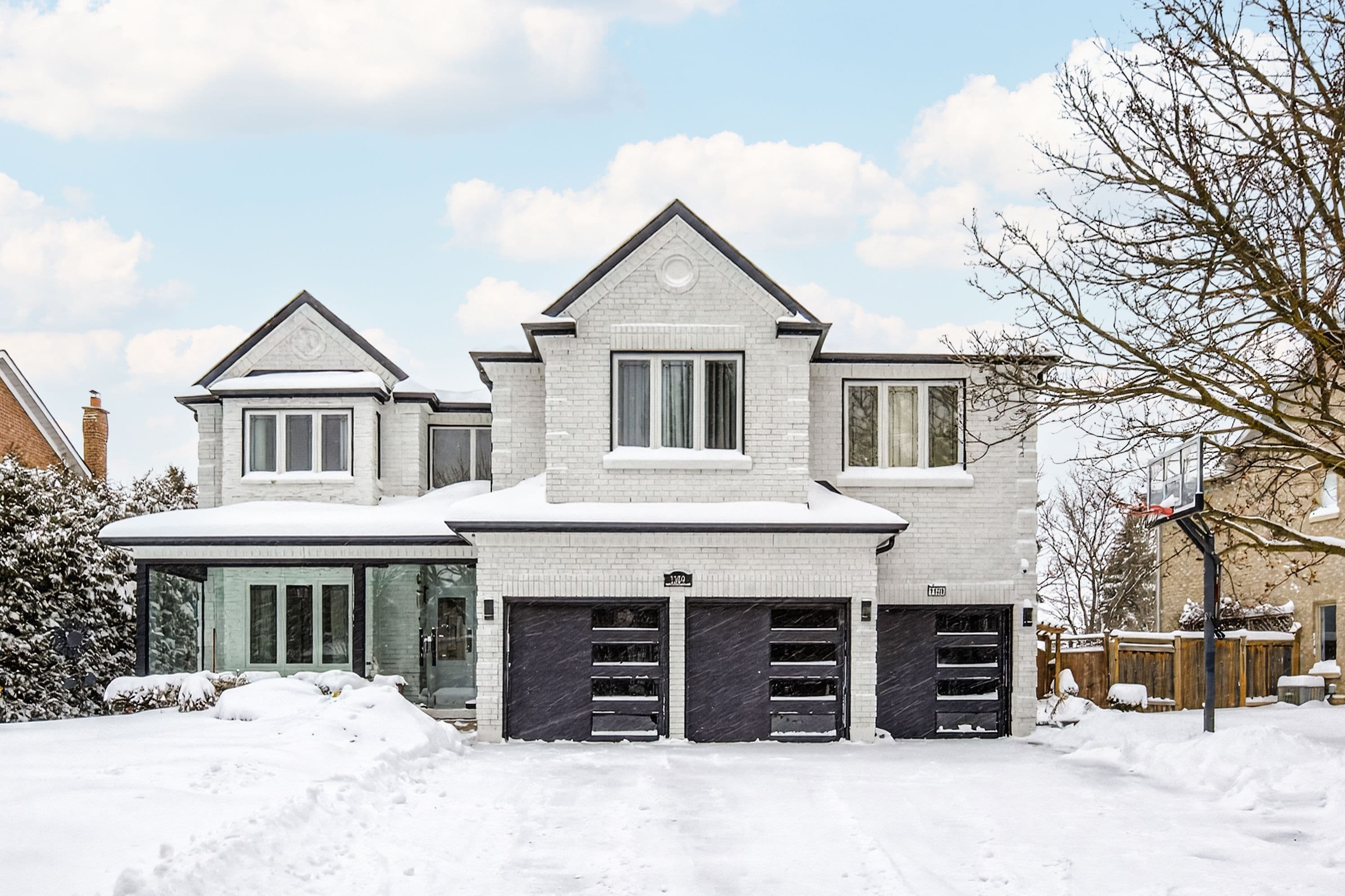 1109 Secretariate Road, Newmarket, ON L3X 1M4