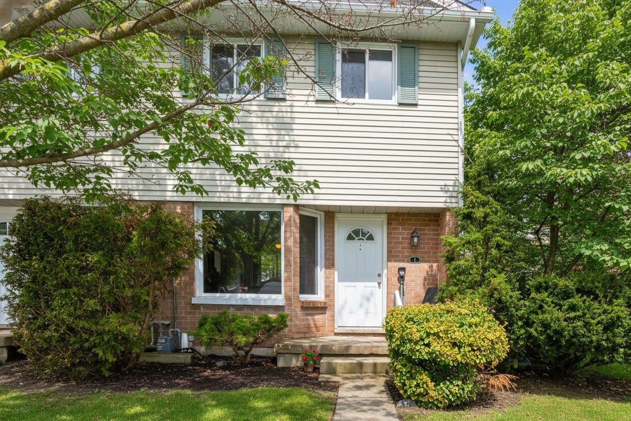 10 Dufferin Street 1, Norwich, ON N0J 1P0