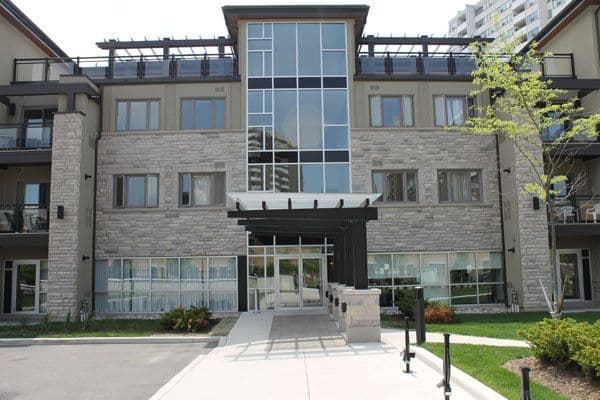 570 Lolita Gardens 424, Mississauga, ON L5A 0A1