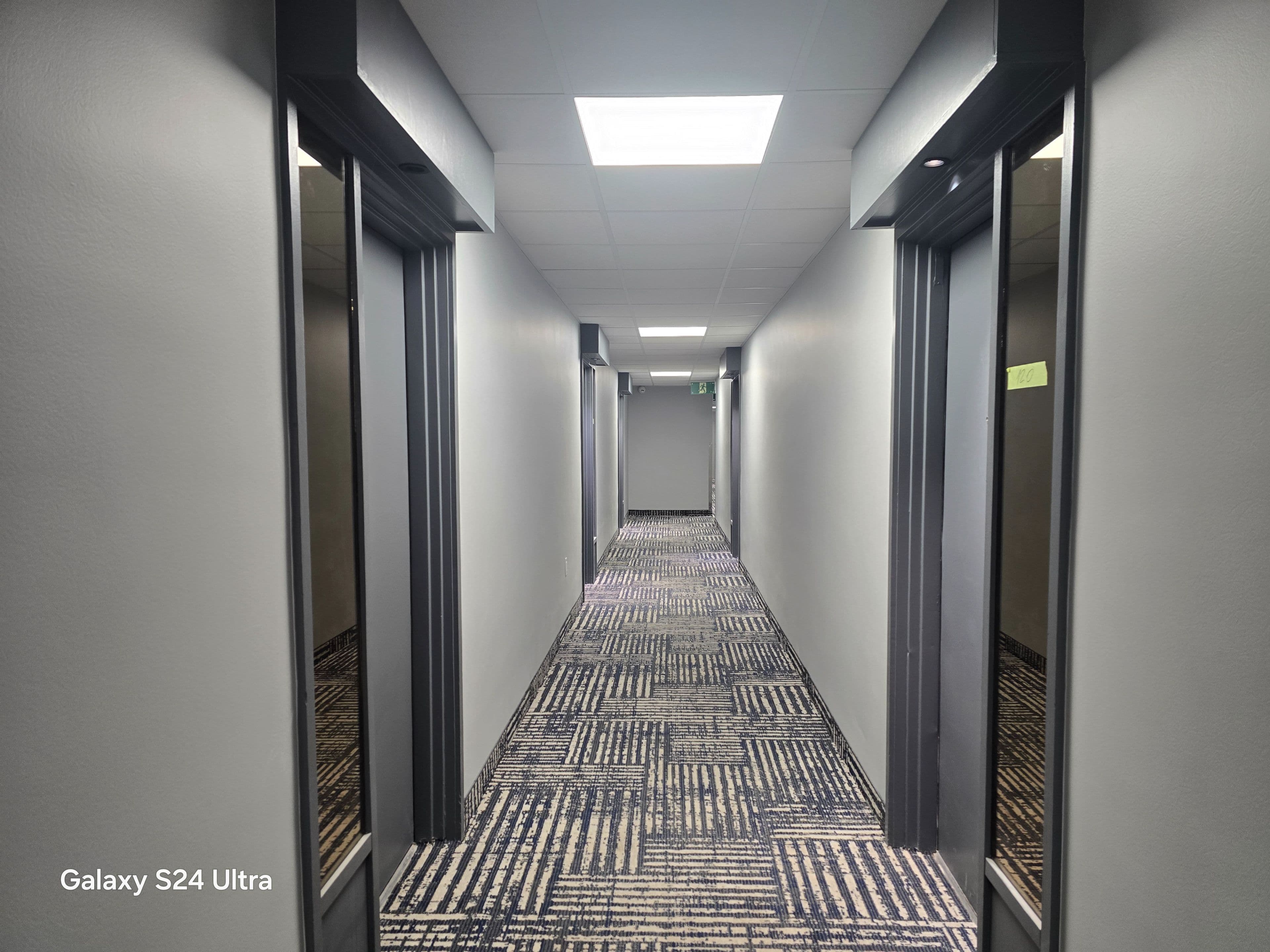 4064 Lawrence Avenue E 513, Toronto E10, ON M1E 4V6