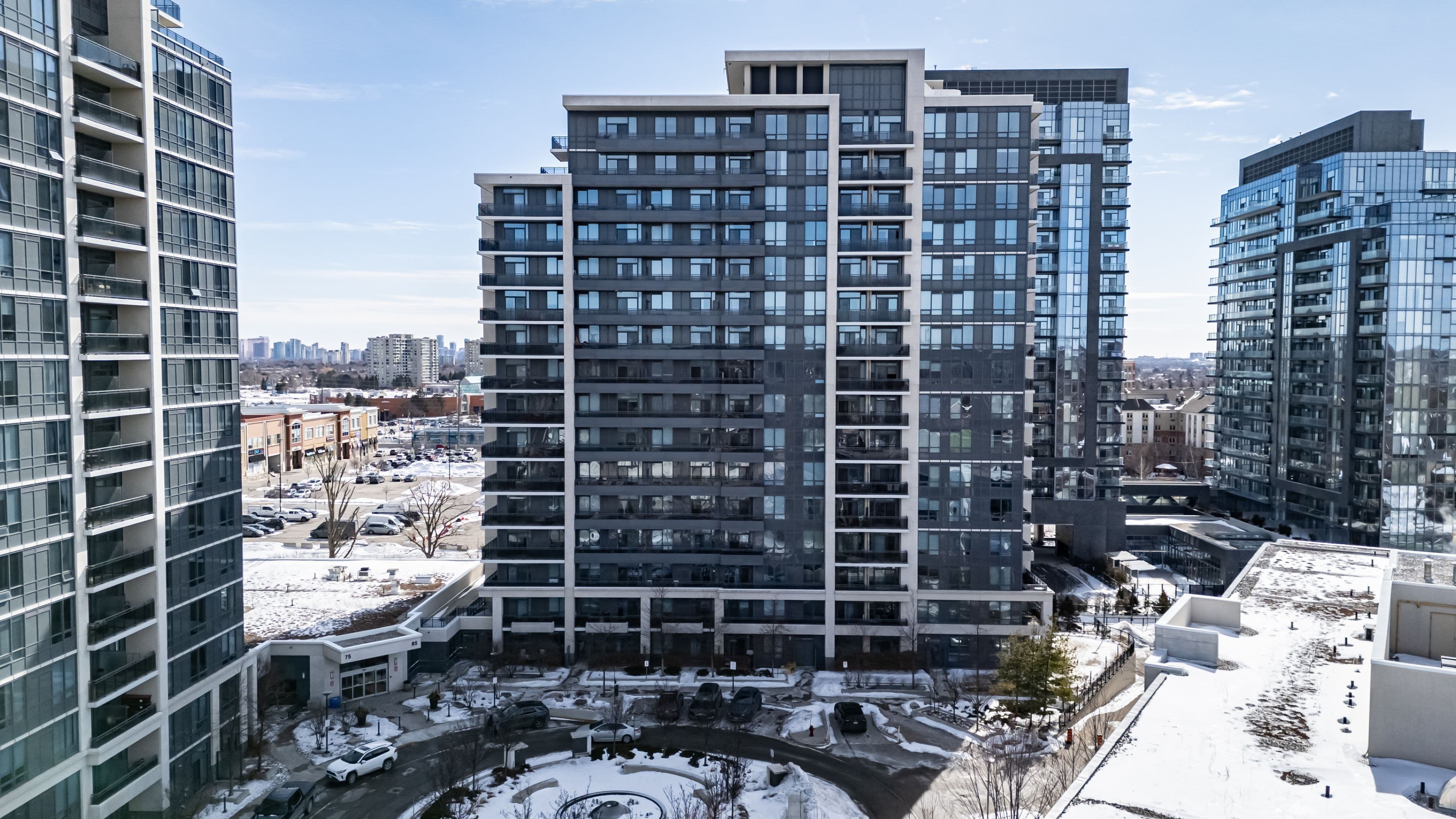 85 North Park Road 1012, Vaughan, ON L4J 0H9