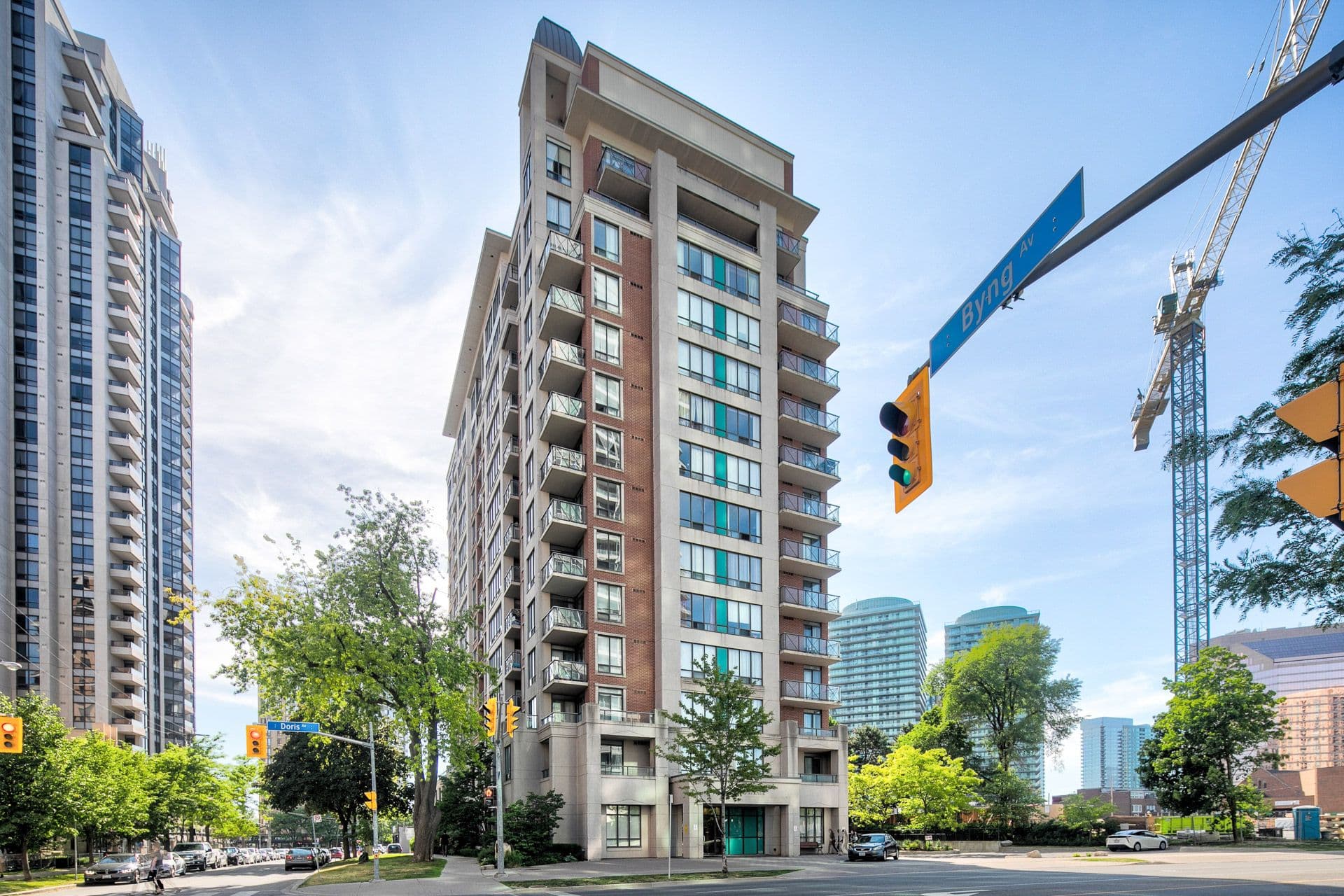 28 Byng Avenue 802, Toronto C14, ON M2N 7H4