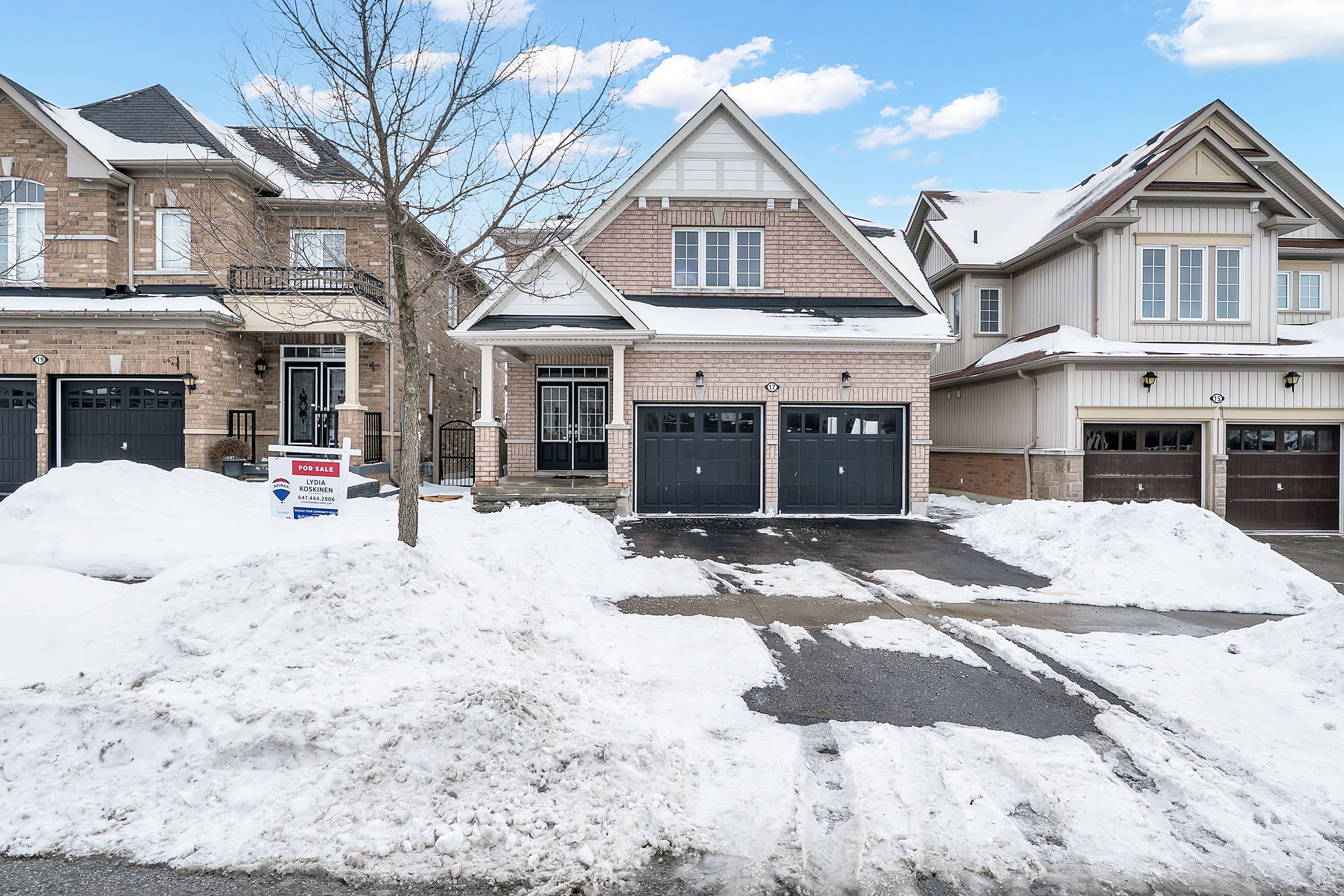 17 Adanac Drive, Whitby, ON L1N 0J4