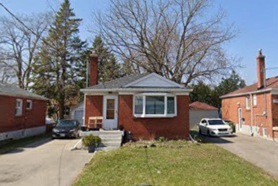 1284 Pharmacy Avenue Basement, Toronto E04, ON M1R 2J2