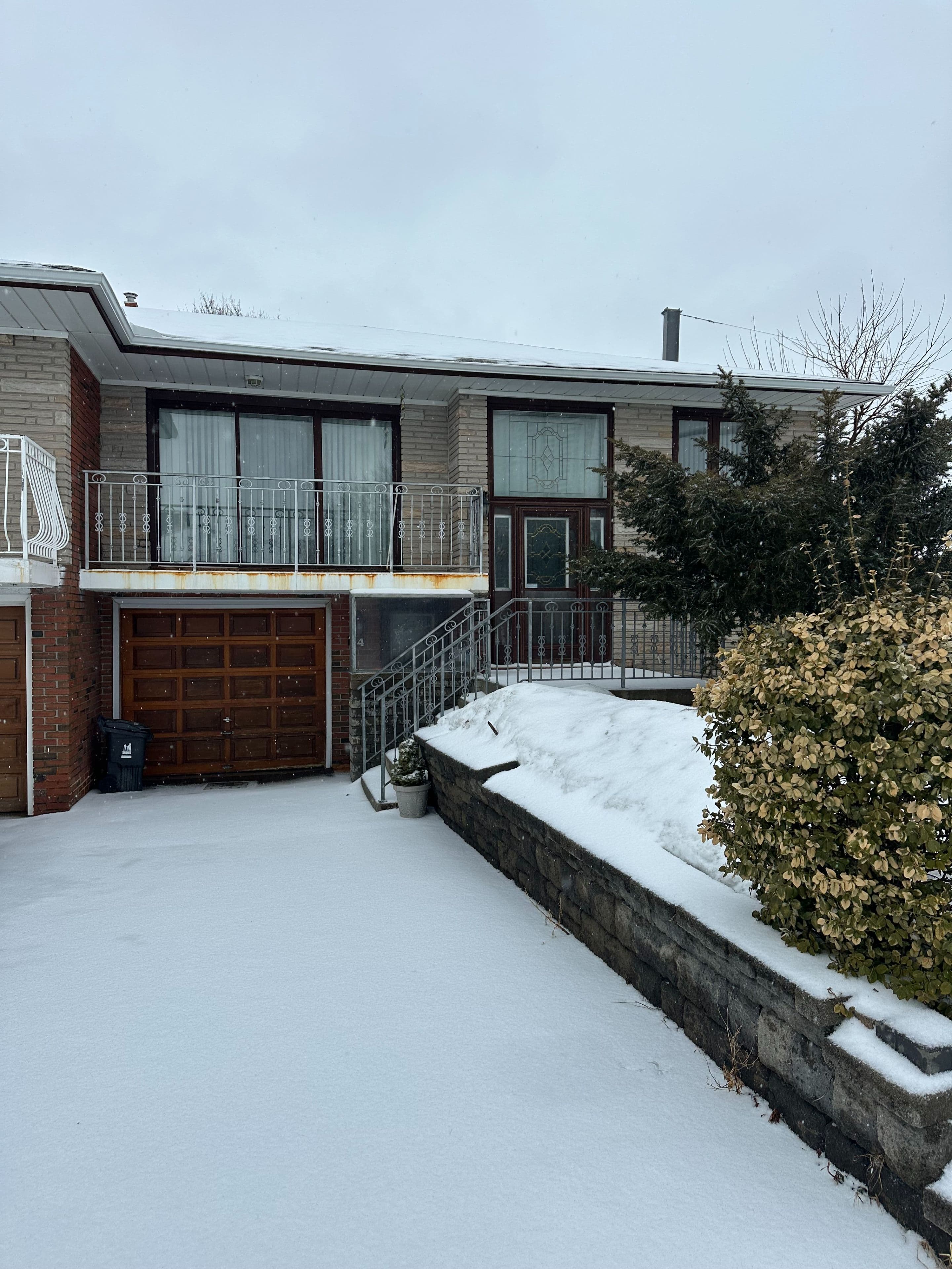 74 Elana Drive, Toronto W05, ON M3N 2C2