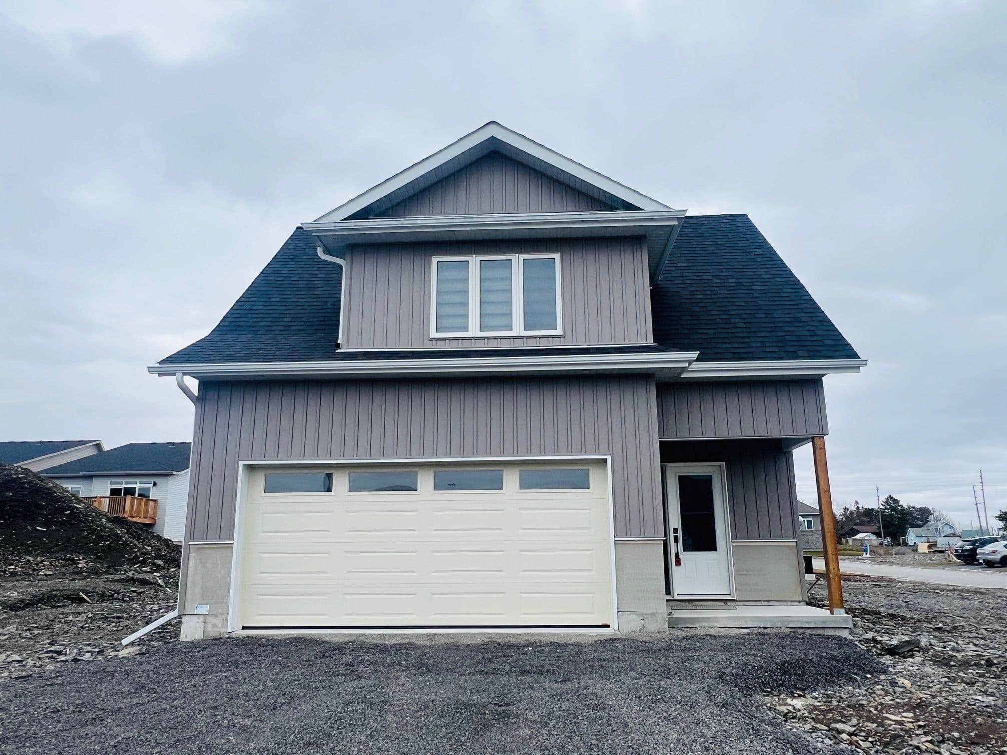 9 Summit Crescent, Belleville, ON K8N 0A2