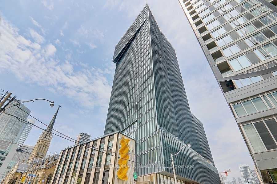 60 Shuter Street 1802, Toronto C08, ON M5B 0B7