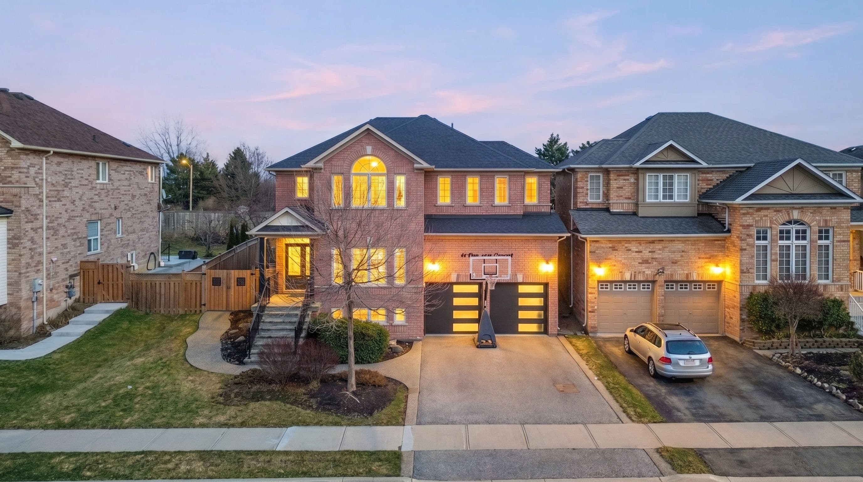 44 Dunvegan Crescent, Brampton, ON L7A 2Y2