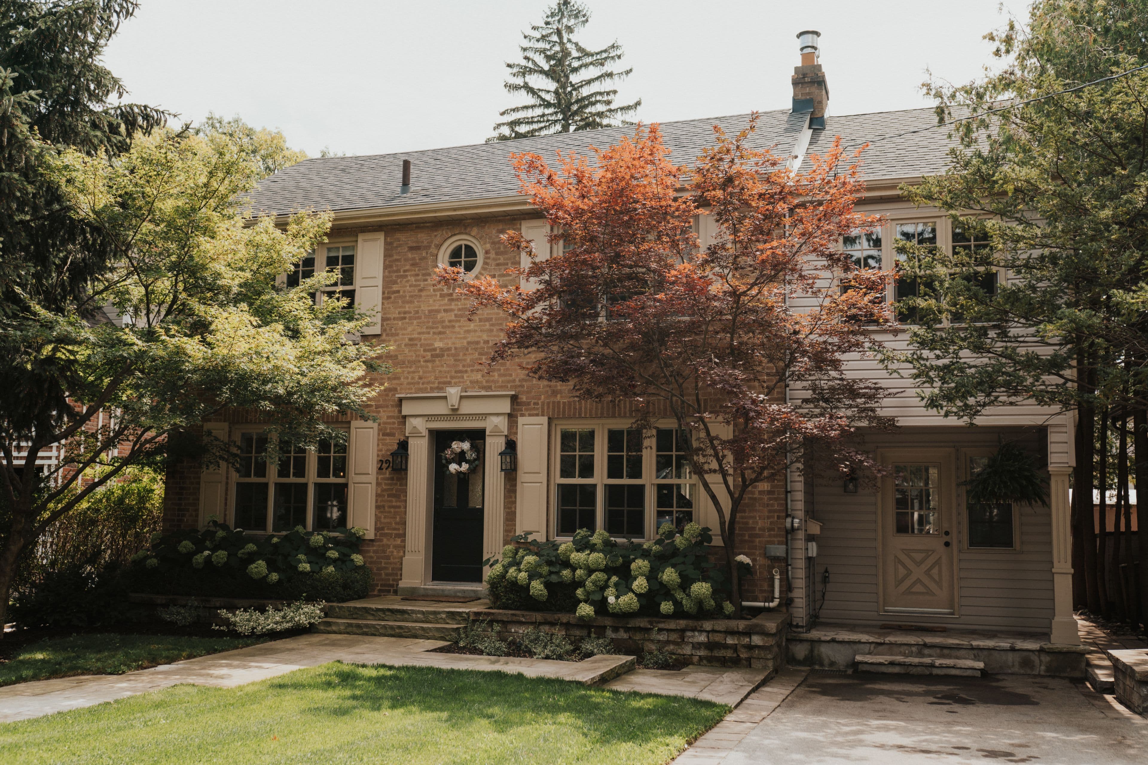 298 Douglas Avenue, Oakville, ON L4J 3S4