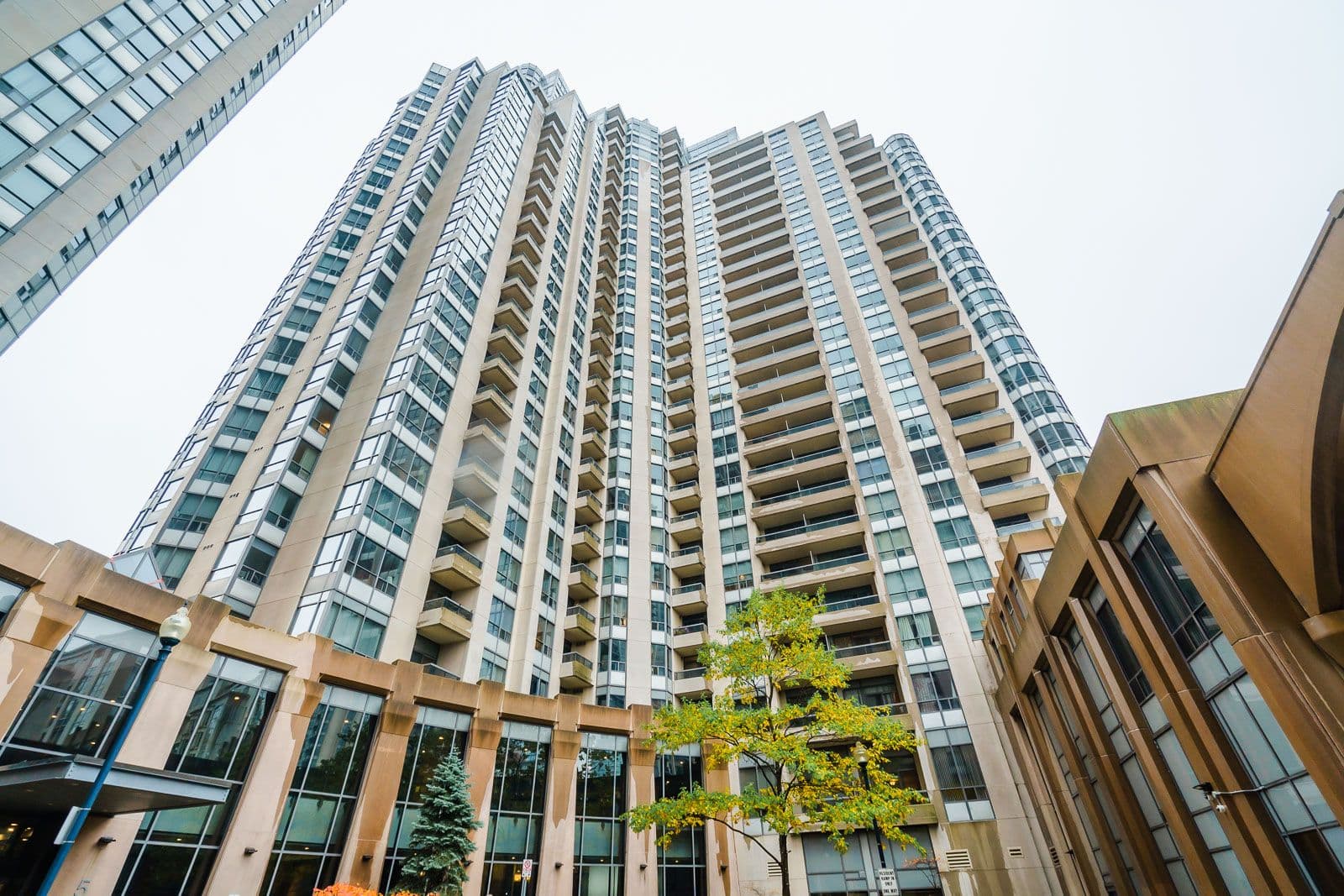 5 Northtown Way 1201, Toronto C14, ON M2N 7A1