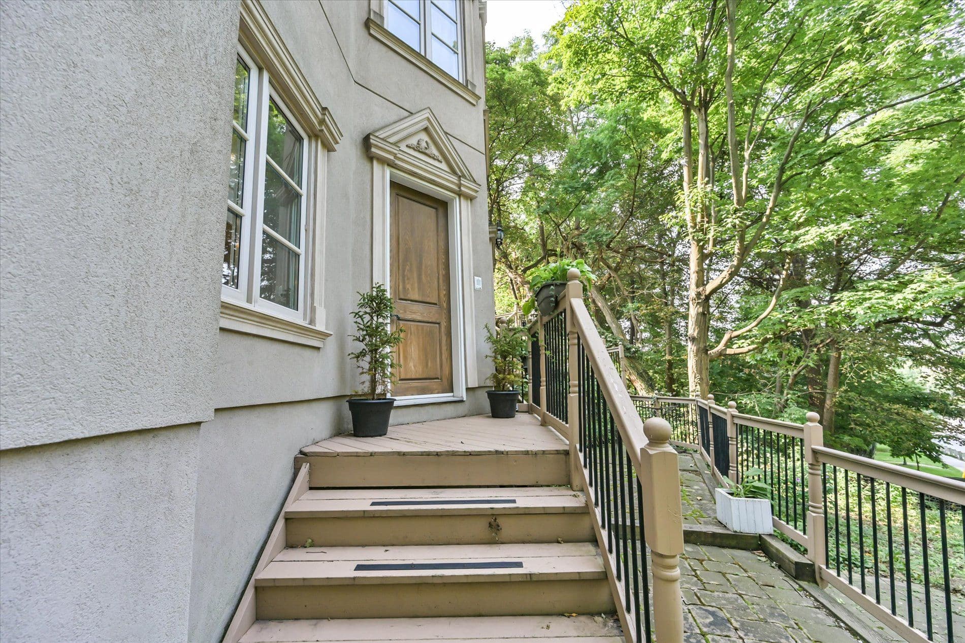 50 Old Yonge Street Suite 1, Toronto C12, ON M2P 1P7