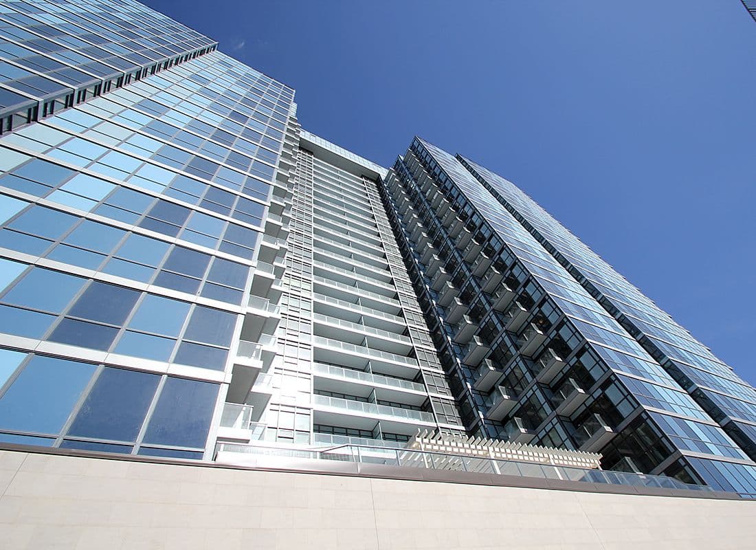 210 Simcoe Street 2410, Toronto C01, ON M5T 0A9
