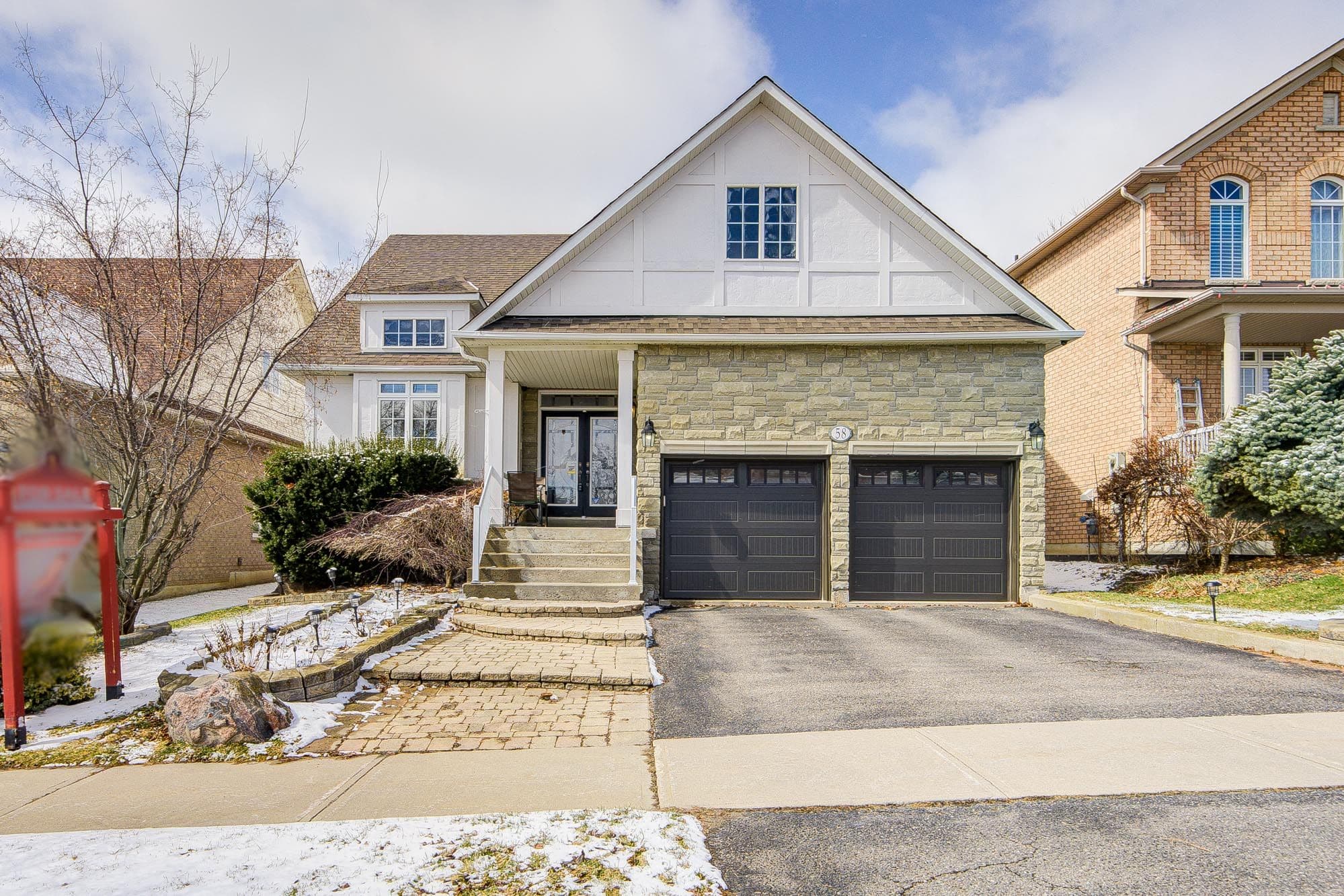 58 Shadow Falls Drive, Richmond Hill, ON L4E 4J9