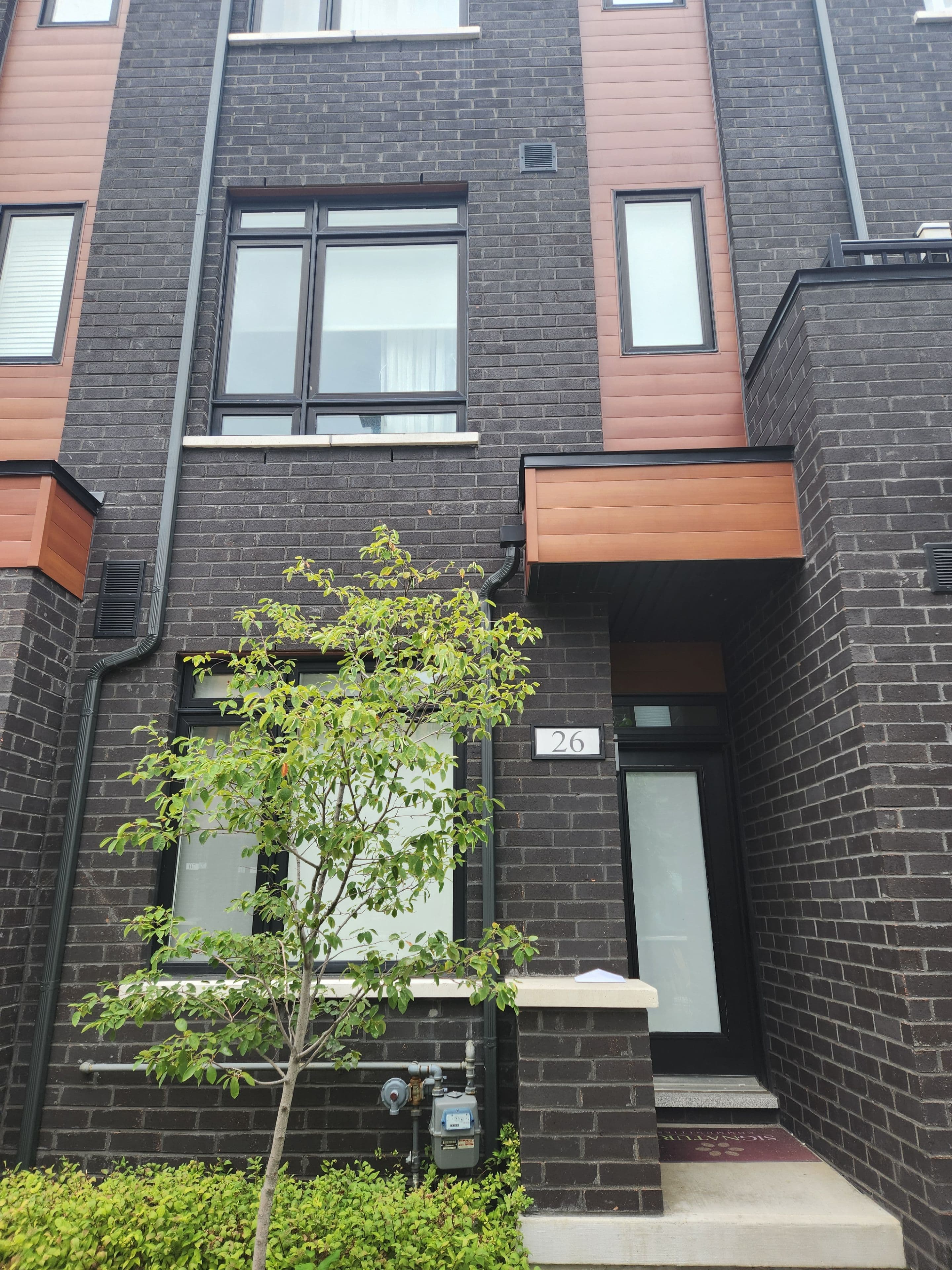 370 Red Maple Road 26, Richmond Hill, ON L4C 5T4