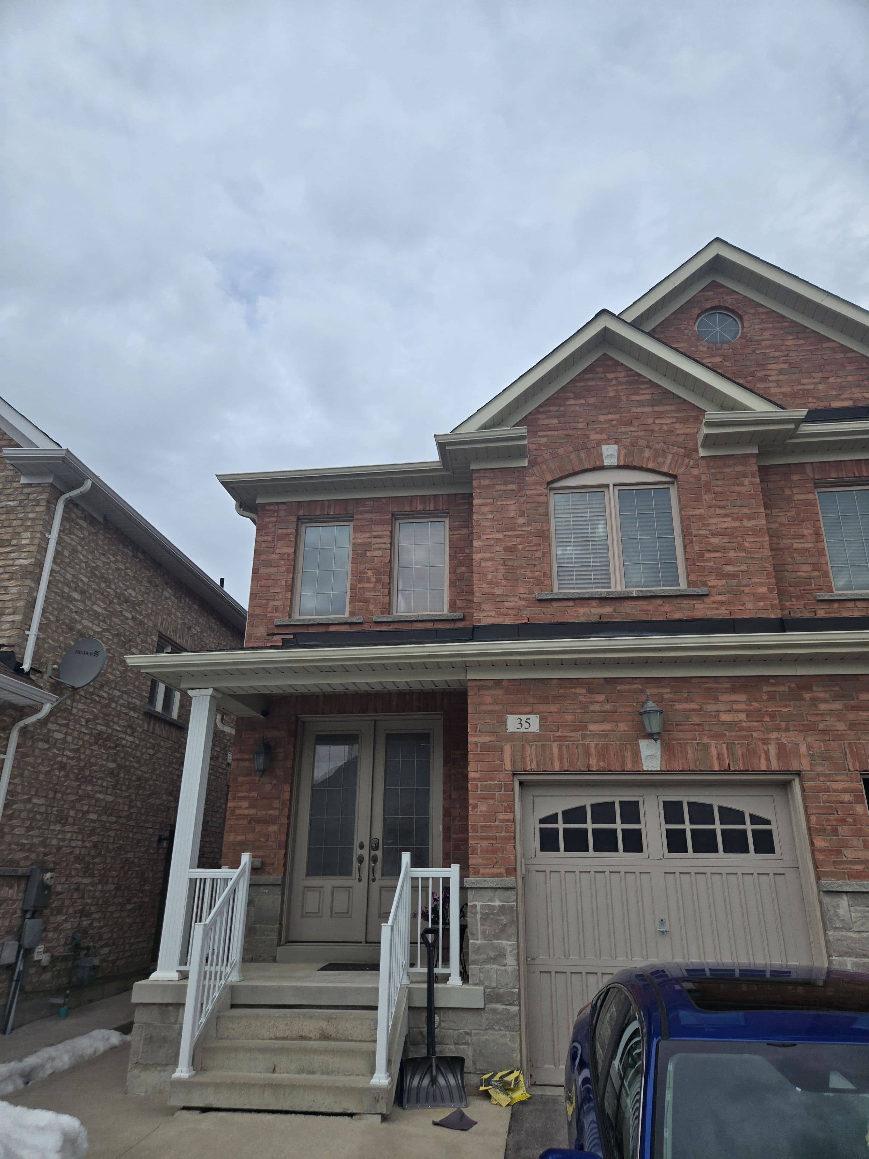 35 Campwood Crescent, Brampton, ON L6P 0W8