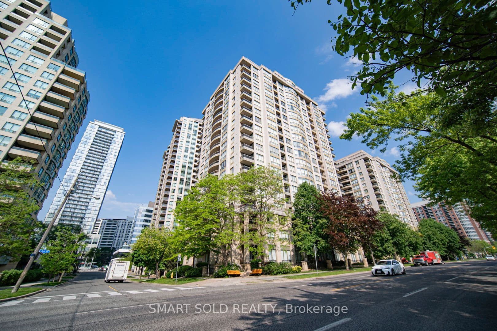 256 Doris Avenue PH210, Toronto C14, ON M2N 6X8