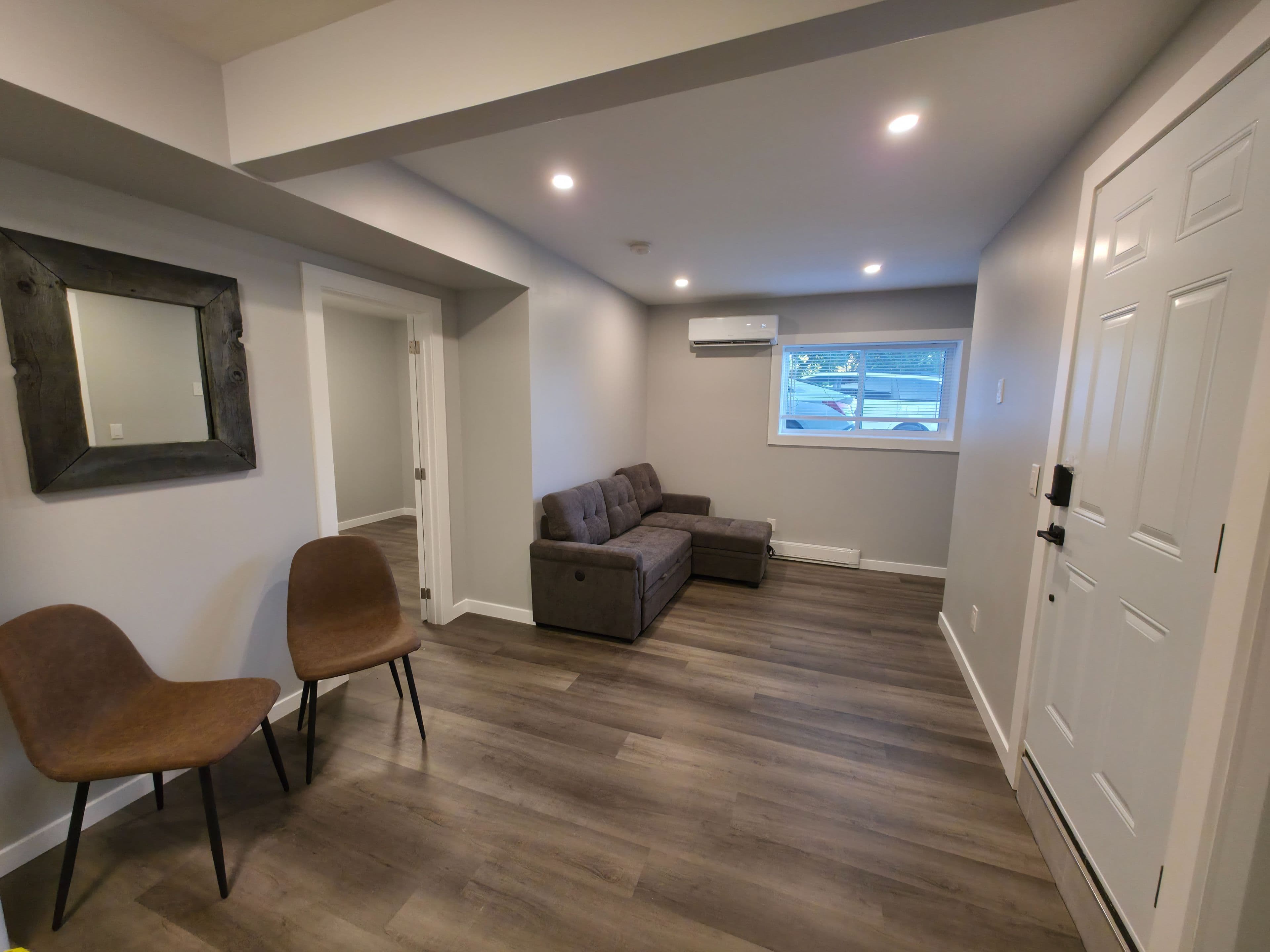 82 Albert Street N 6, Orillia, ON L3V 5K5