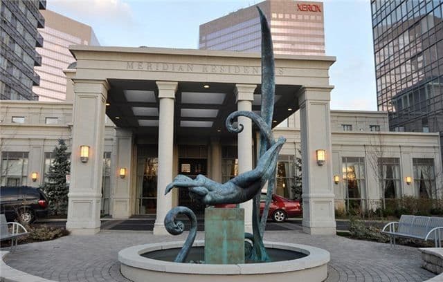 15 Greenview Avenue 304, Toronto C07, ON M2M 4M7