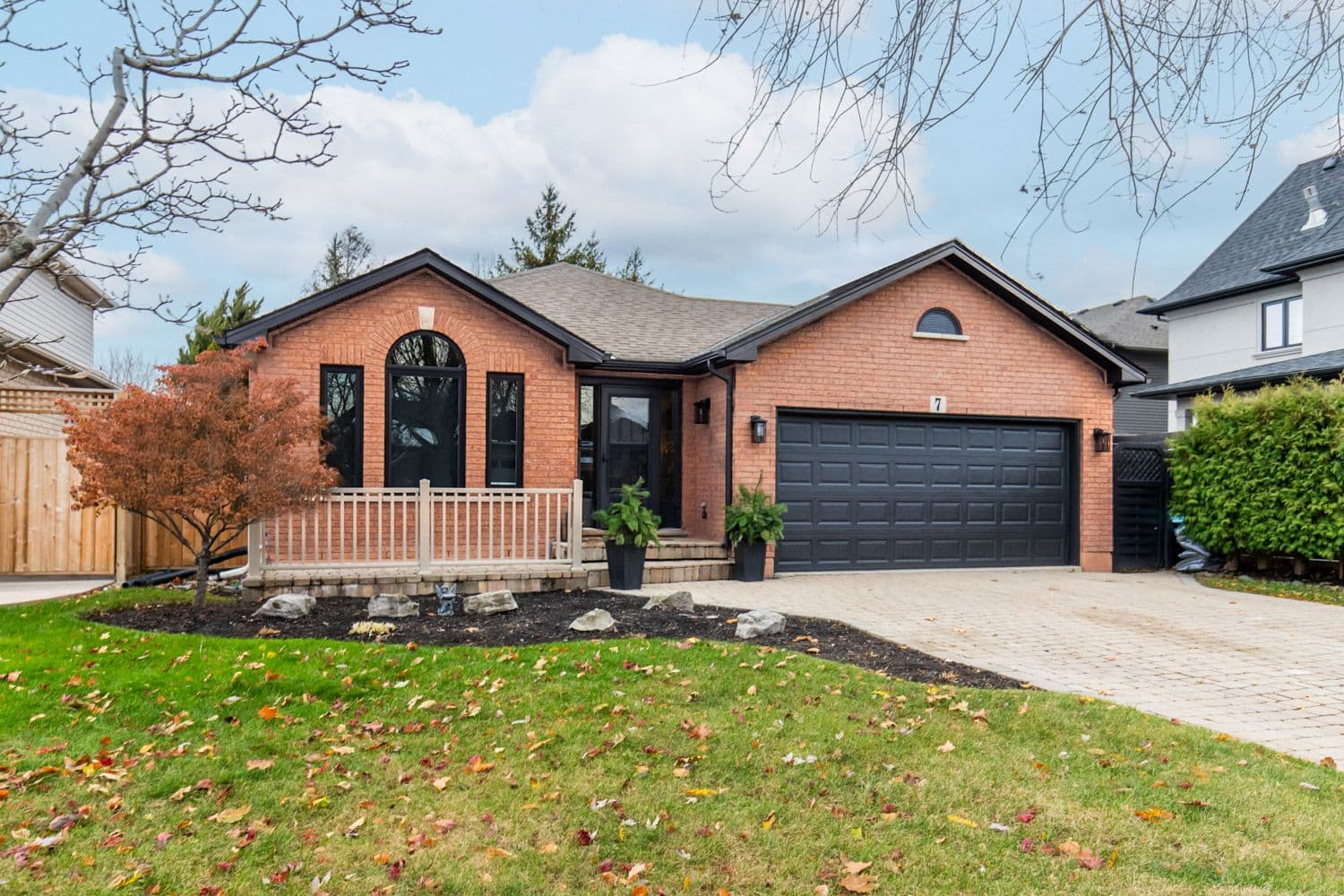 7 Waterside Drive, Hamilton, ON L8E 5T9