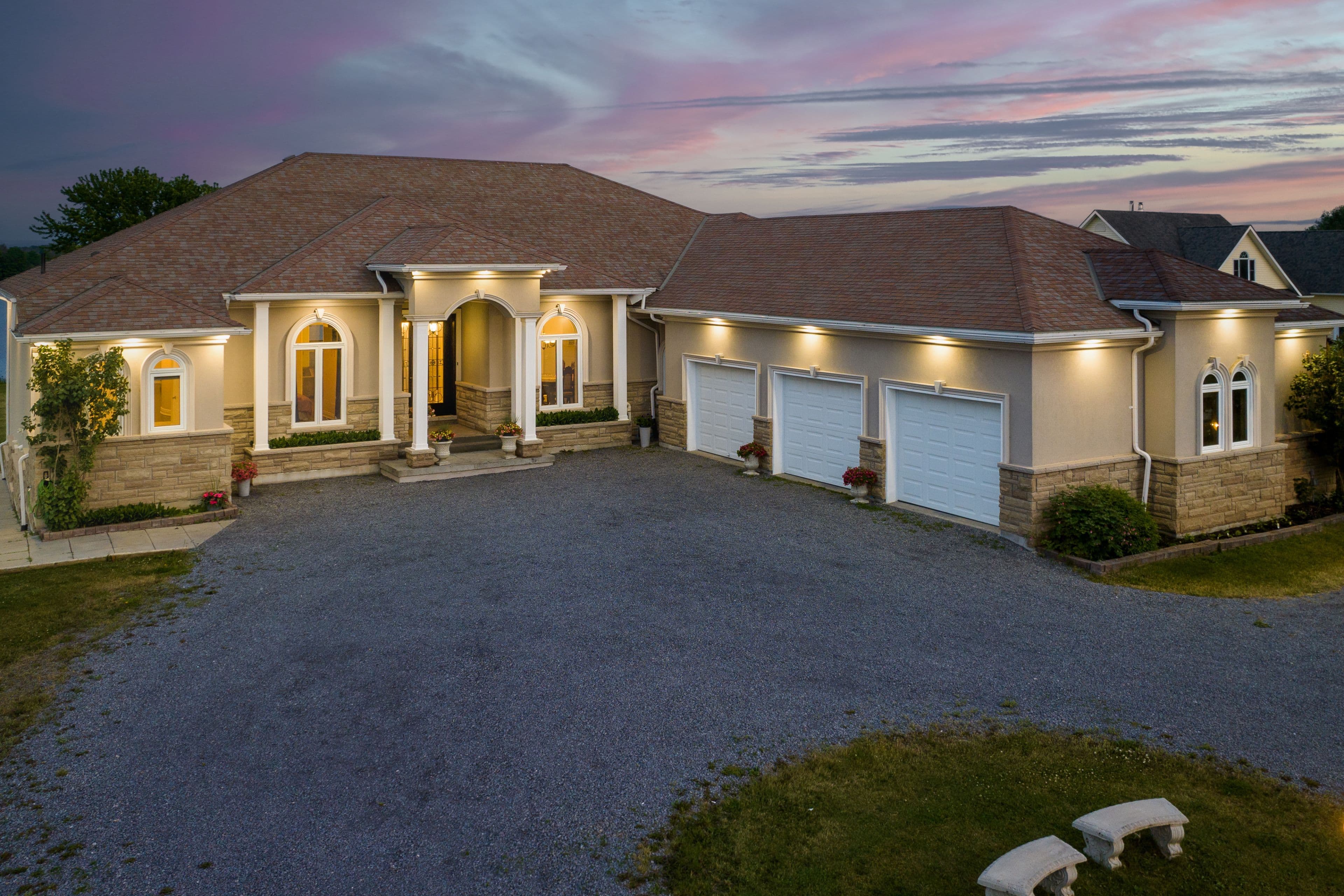 19281 Loyalist Parkway, Prince Edward County, ON K0K 1T0