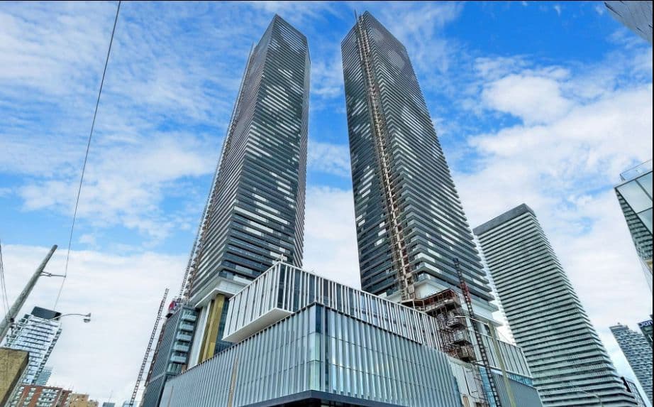 55 Cooper Street 4911, Toronto C08, ON M5E 0G1