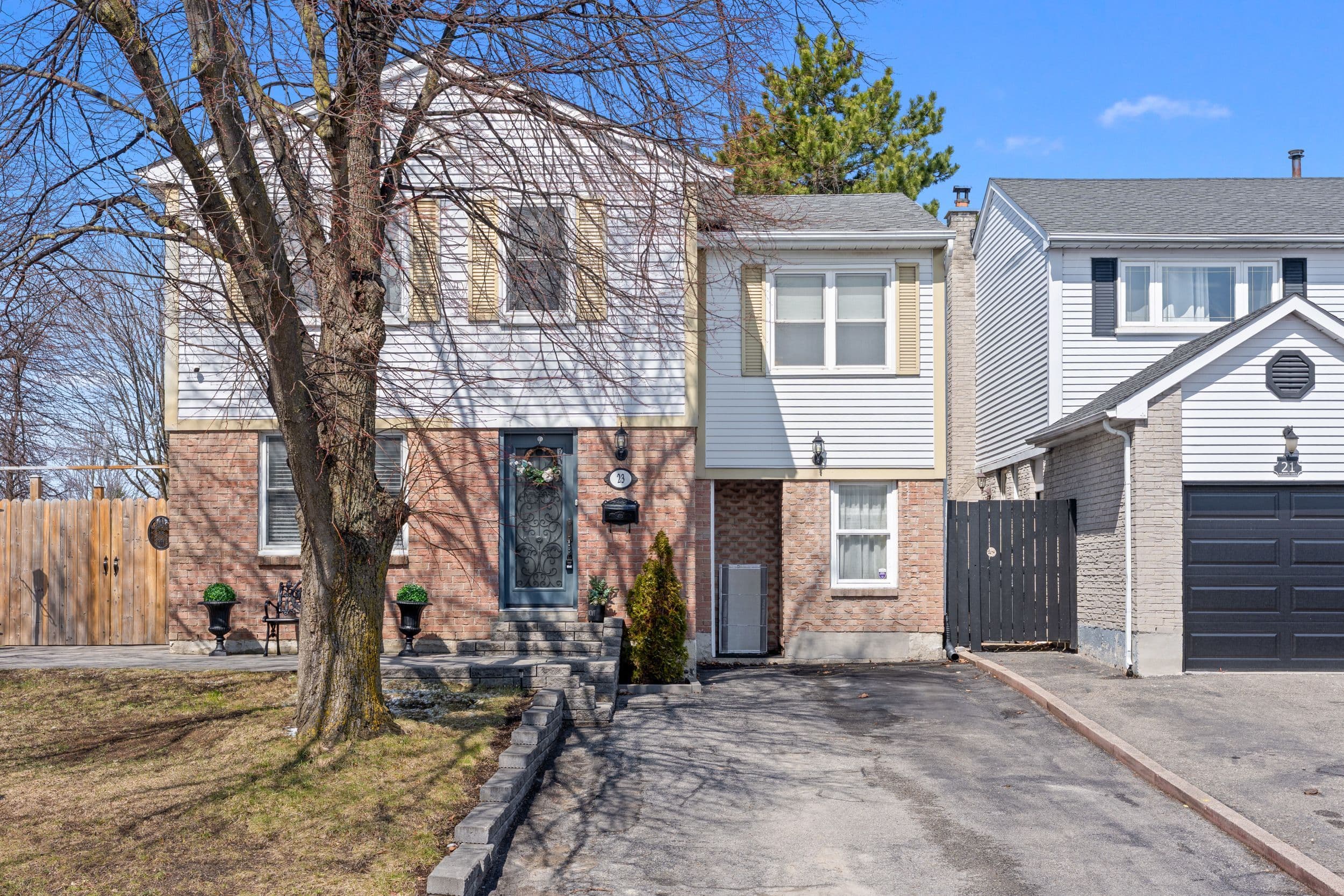 23 Majestic Crescent, Brampton, ON L6S 3N1