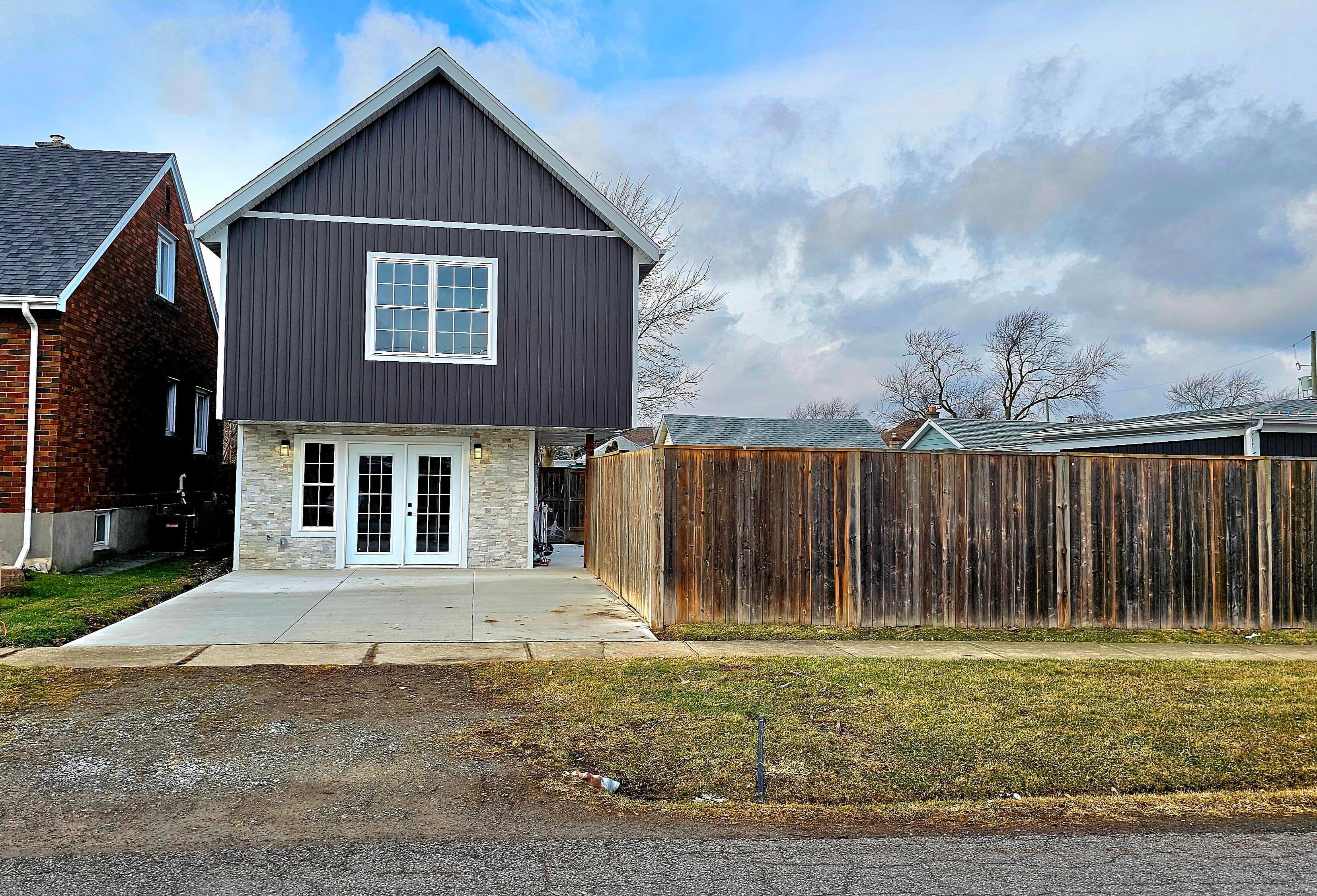 5 Cunningham Street, Thorold, ON L2V 3K6