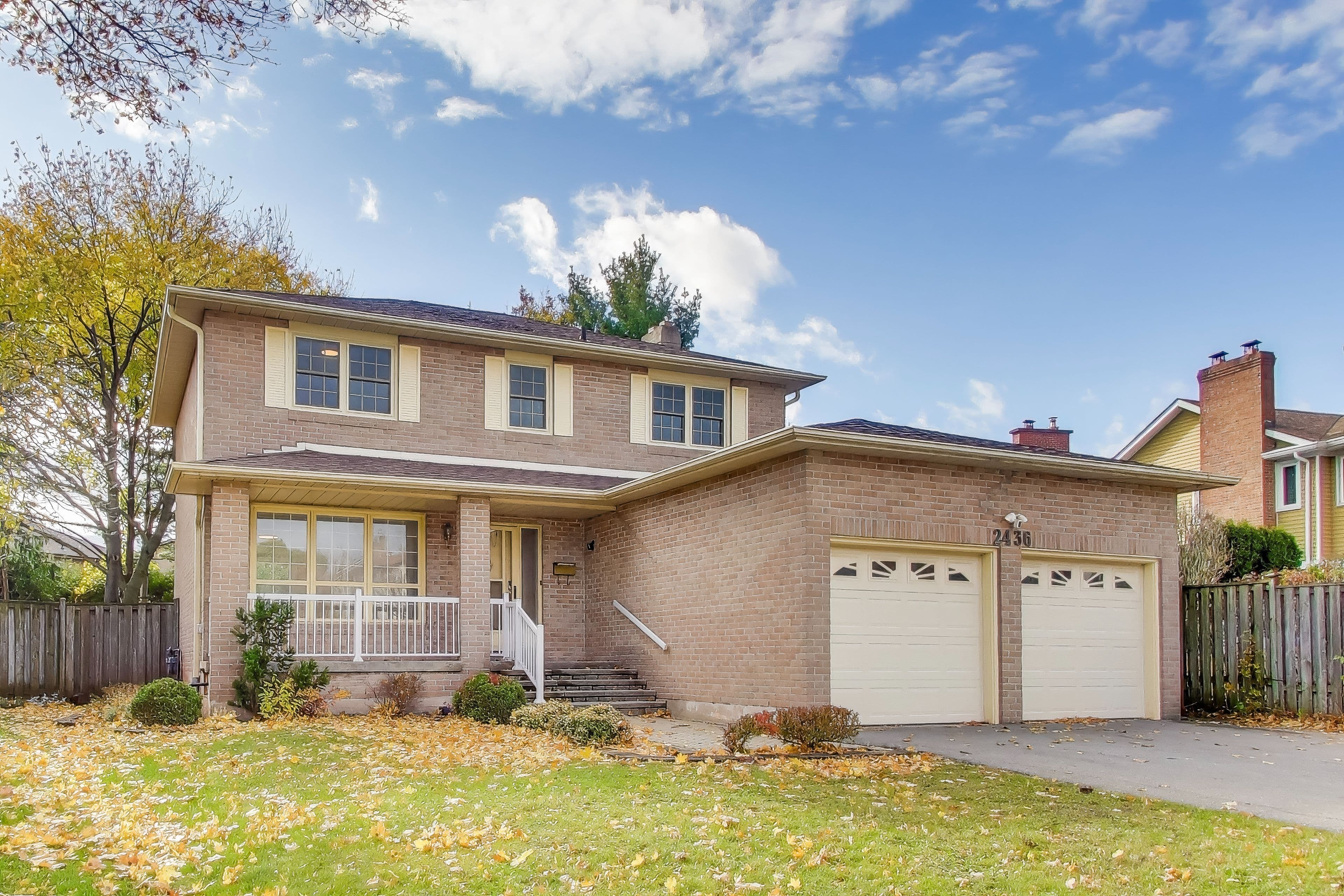 2436 Folkway Drive, Mississauga, ON L5L 3N3