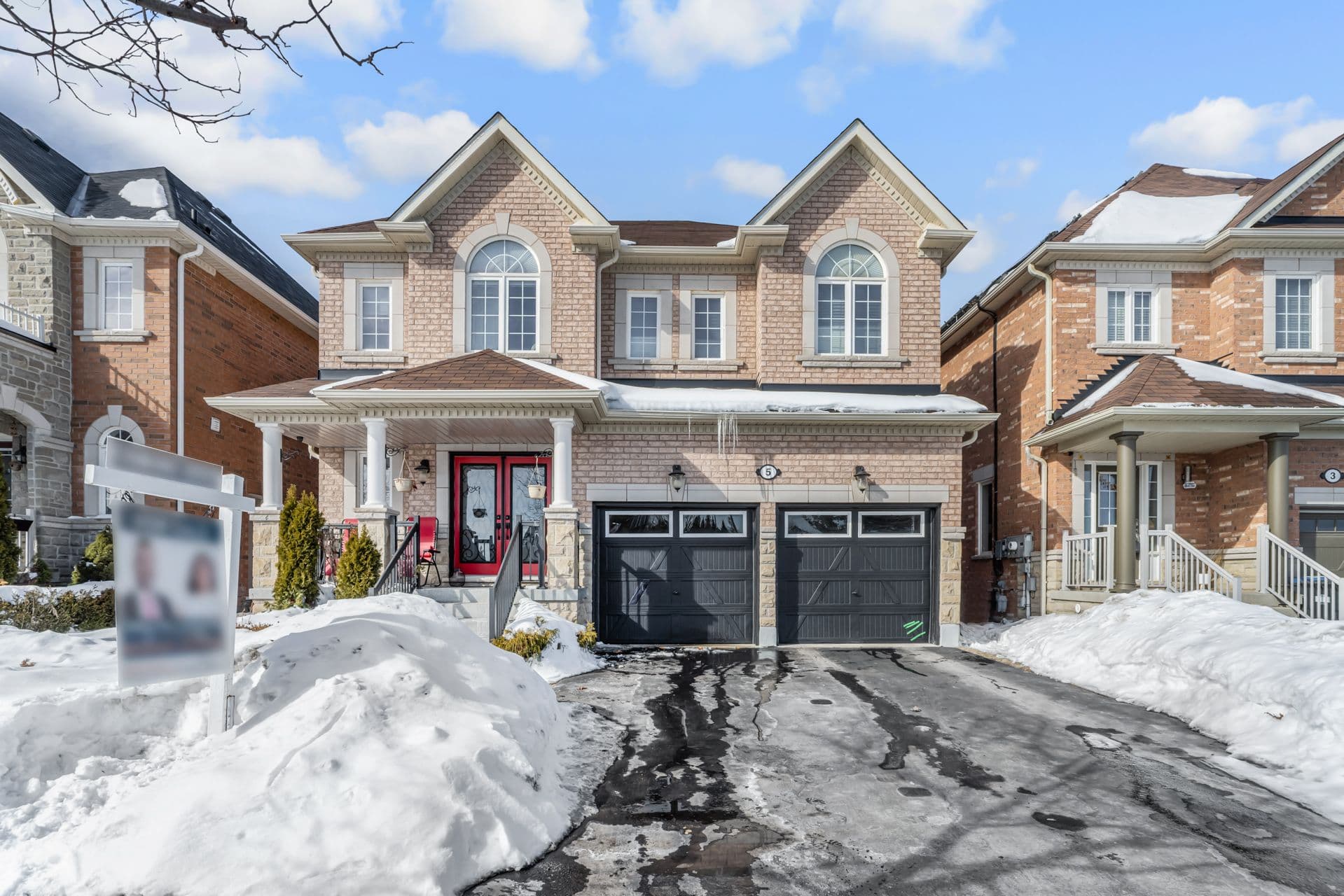 5 Dillon Drive, Brampton, ON L6X 3B6