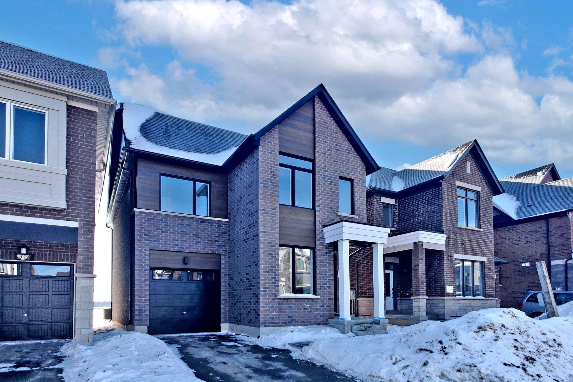 39 Timber Falls Drive, Brampton, ON L7A 0B8