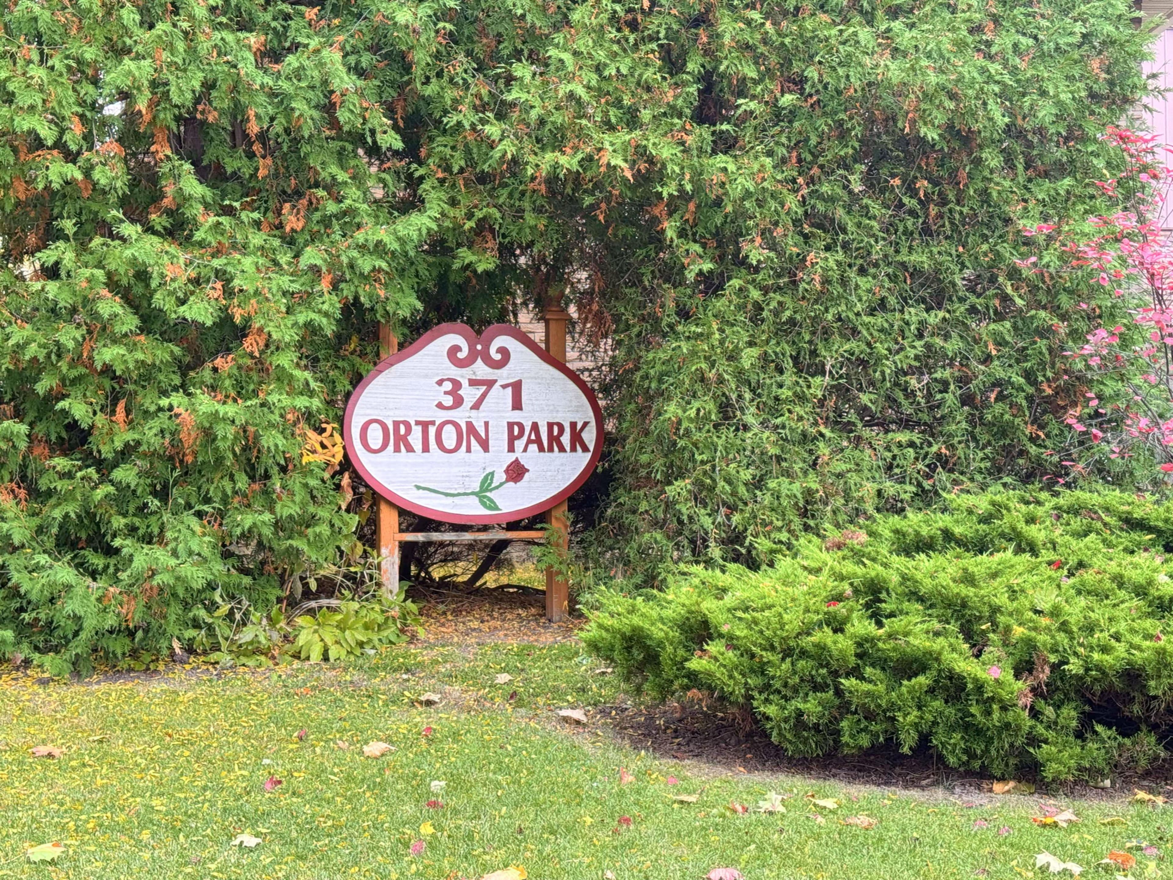 371 Orton Park Road 114, Toronto E09, ON M1G 3V1