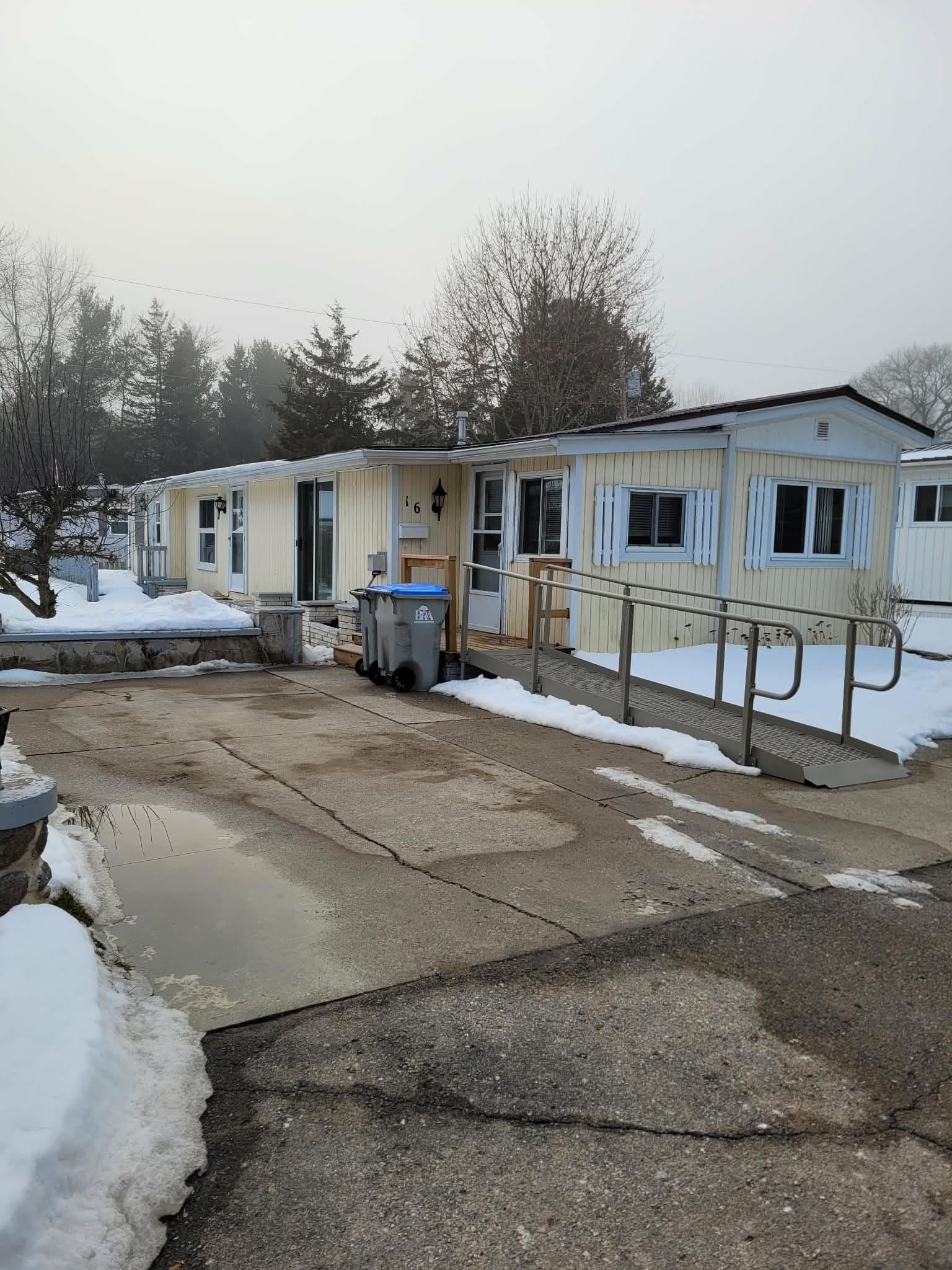 9839 Lakeshore Road 16, Lambton Shores, ON N0M 1T0