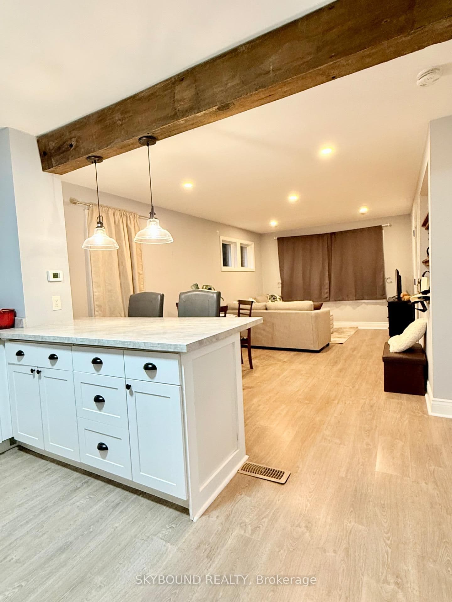 1723 Langlois Avenue, Windsor, ON N8X 4M4