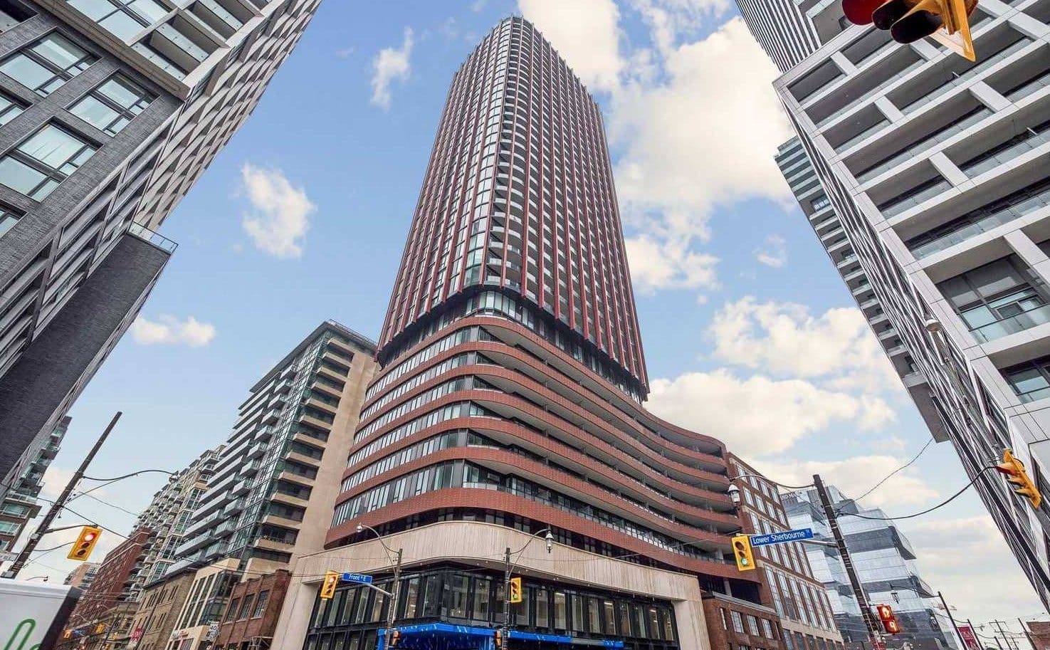 180 Front Street E 4212, Toronto C08, ON M5A 0A9