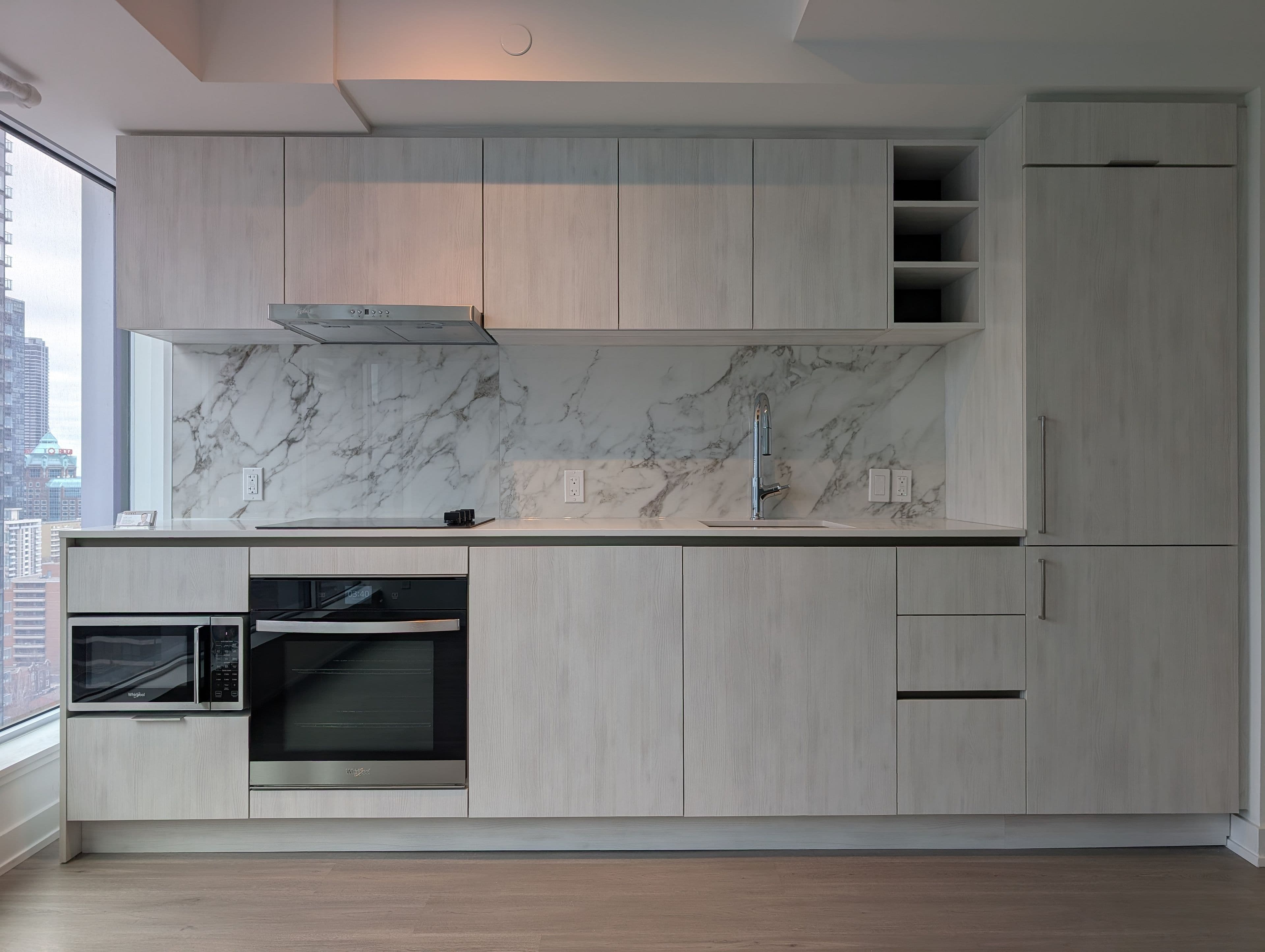 8 Wellesley Street W 2505, Toronto C01, ON M4Y 0J5