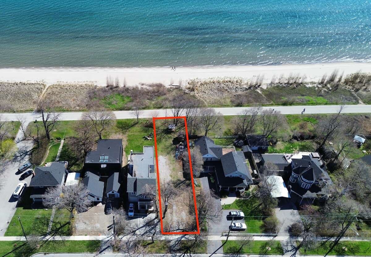 971 Beach Boulevard, Hamilton, ON L8H 6Z7