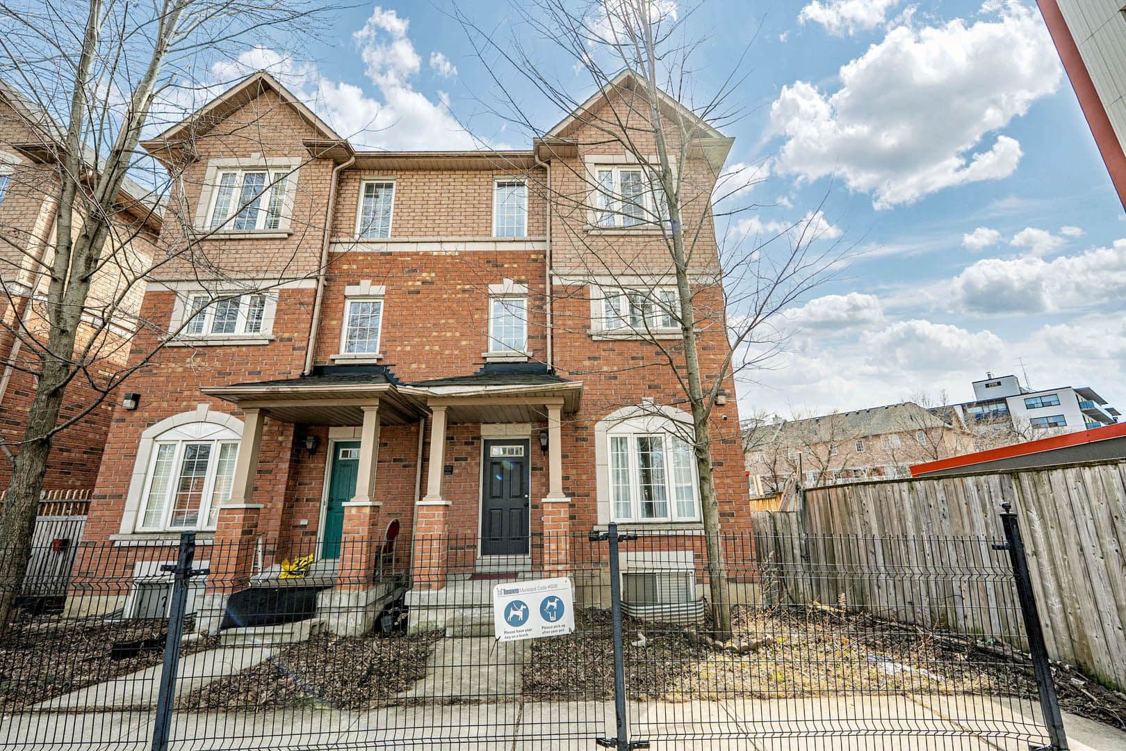 75 Elphick Lane, Toronto W04, ON M9N 4A2