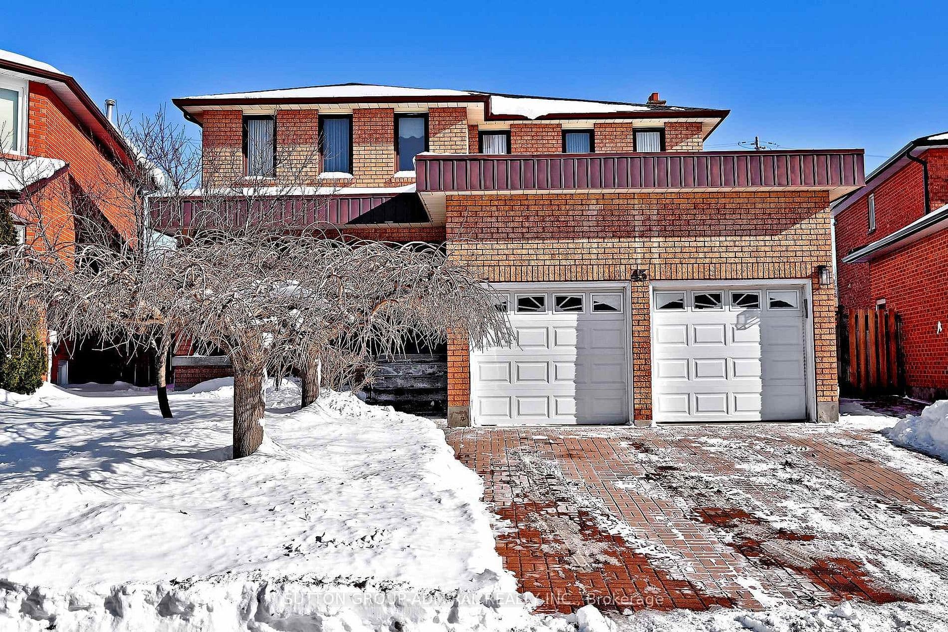 45 Royal Garden Boulevard, Vaughan, ON L4L 7C4