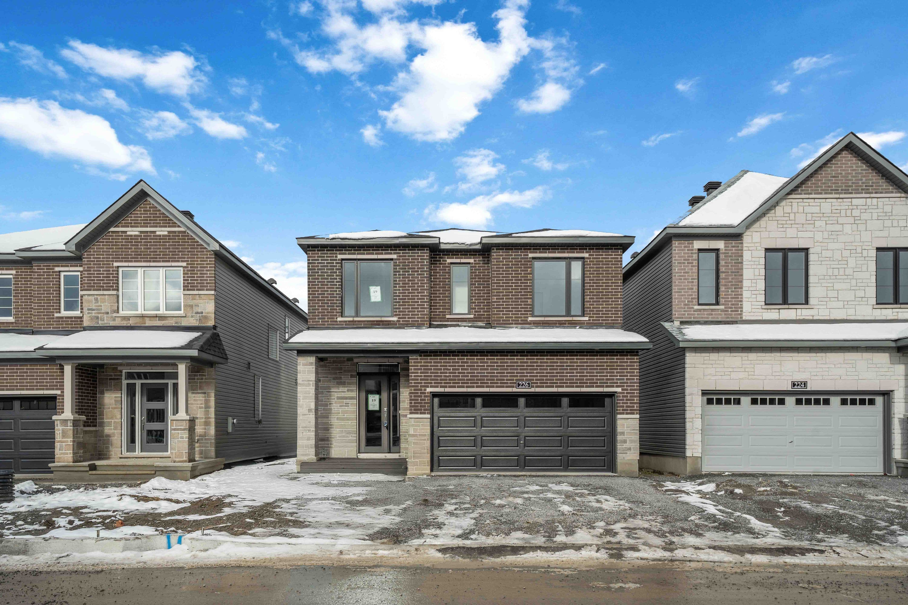 226 Prosperity Walk, Kanata, ON K2V 0V4