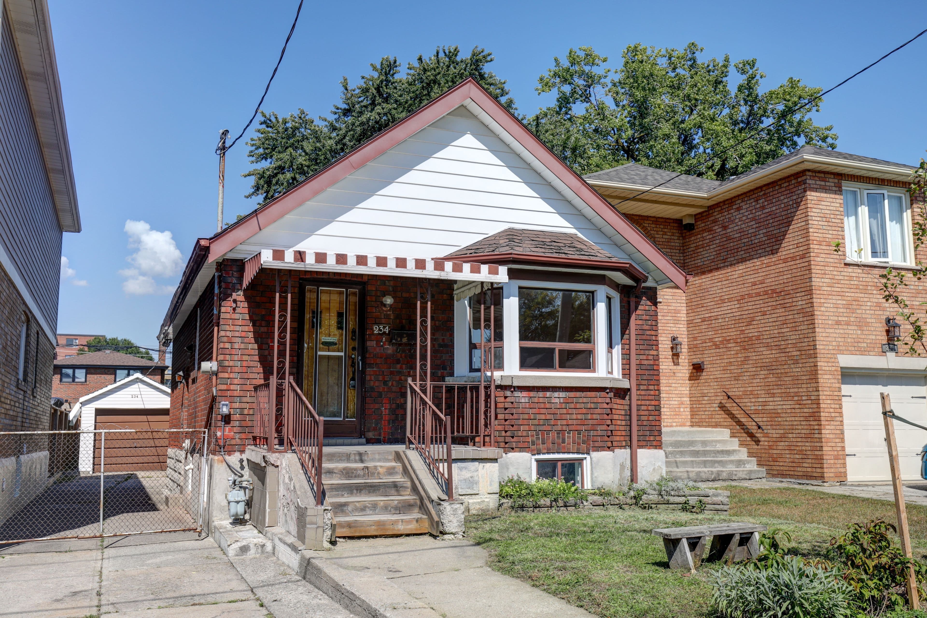 234 Floyd Avenue, Toronto E03, ON M4J 2J3