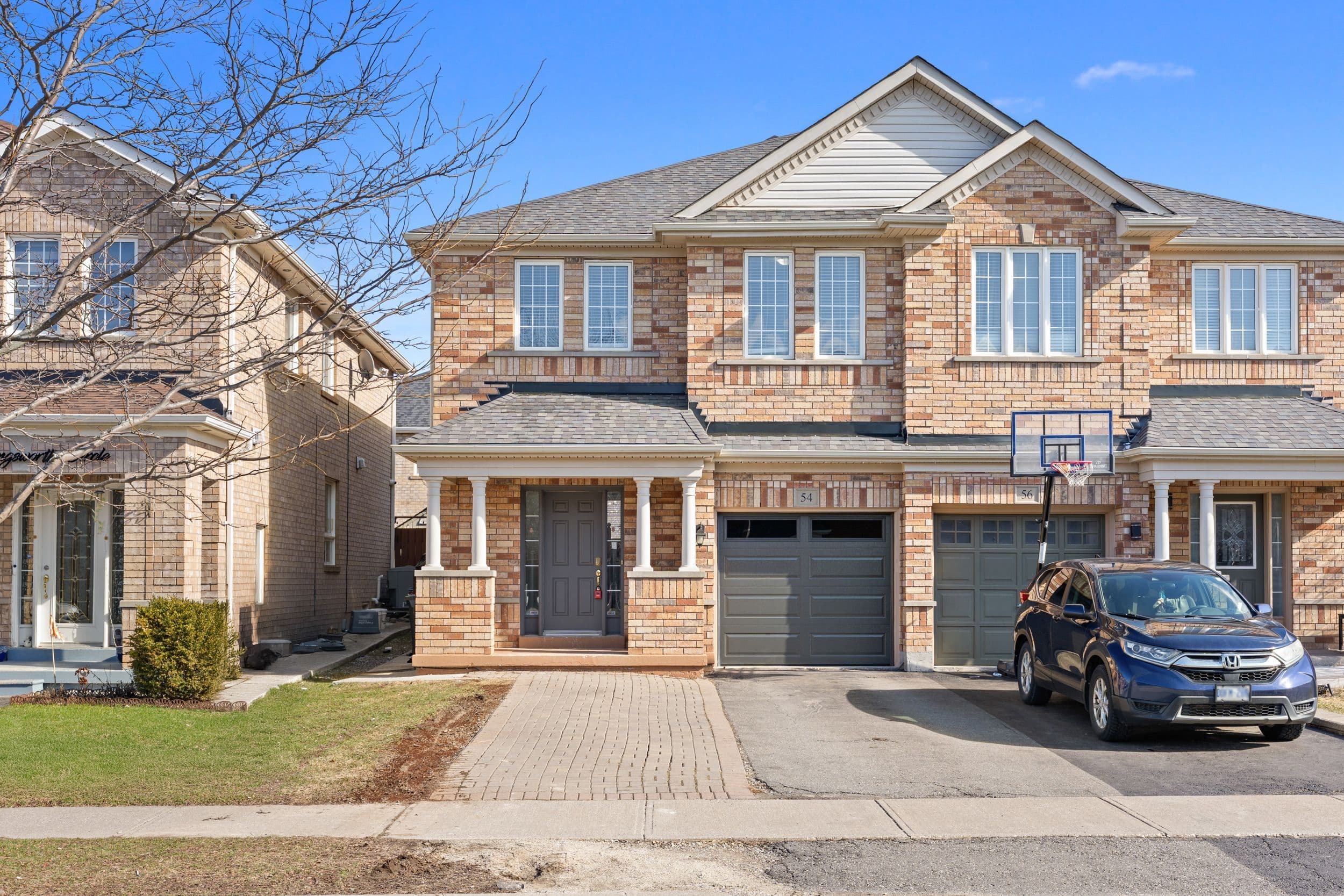 54 Hollingsworth Circle, Brampton, ON L7A 0J4
