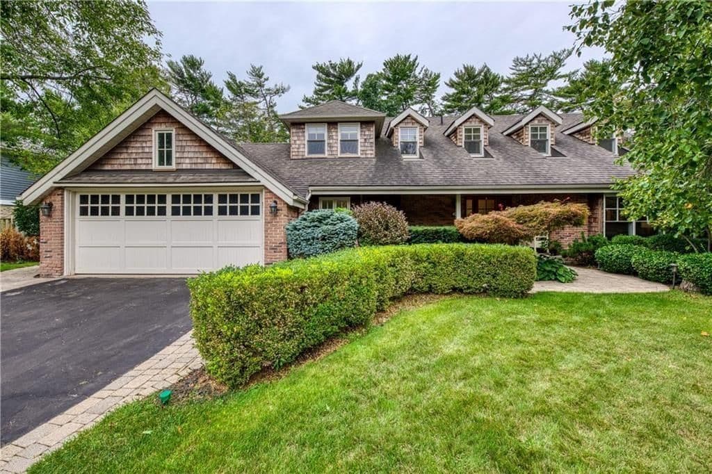 282 Gatestone Avenue, Oakville, ON L6J 5R9