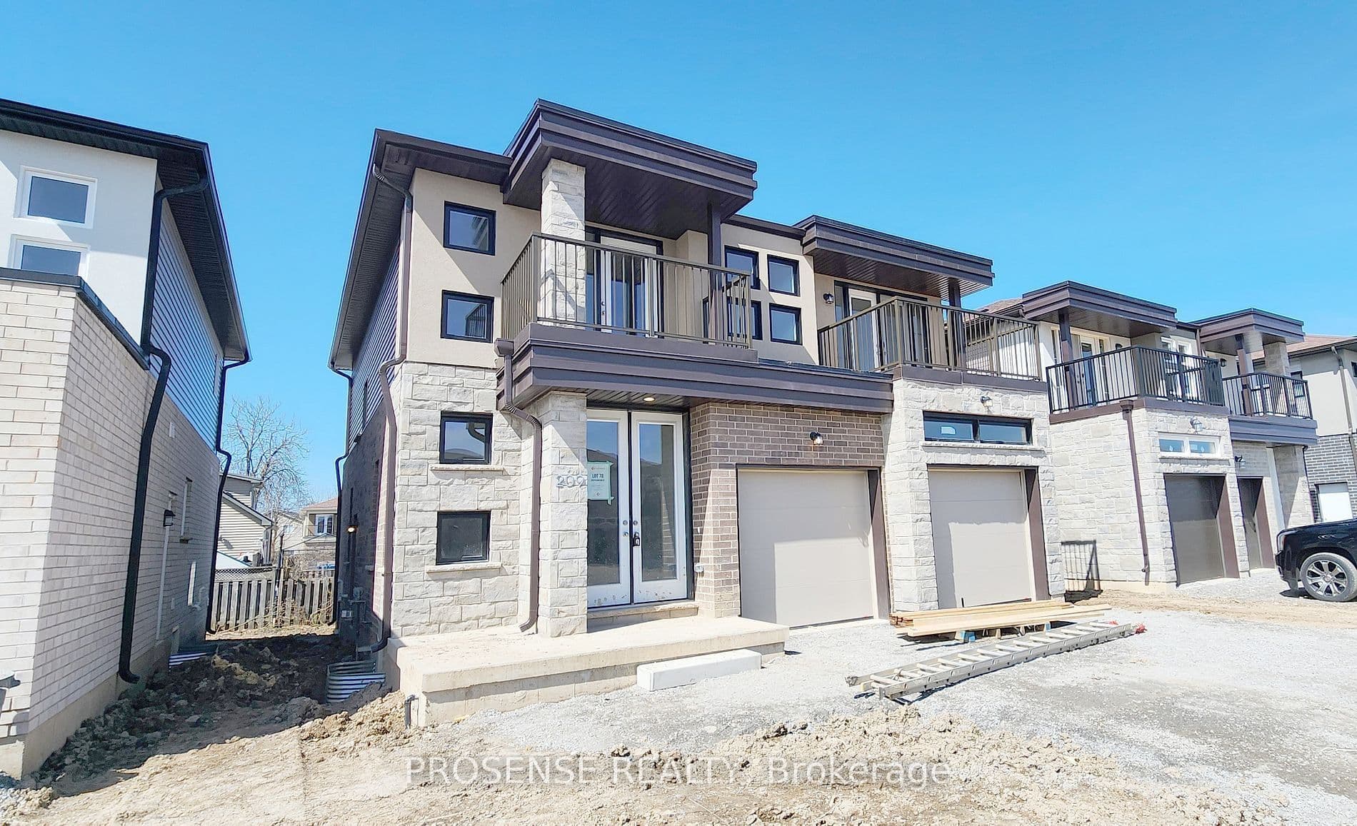 209 PILKINGTON Street, Thorold, ON L2V 1C2