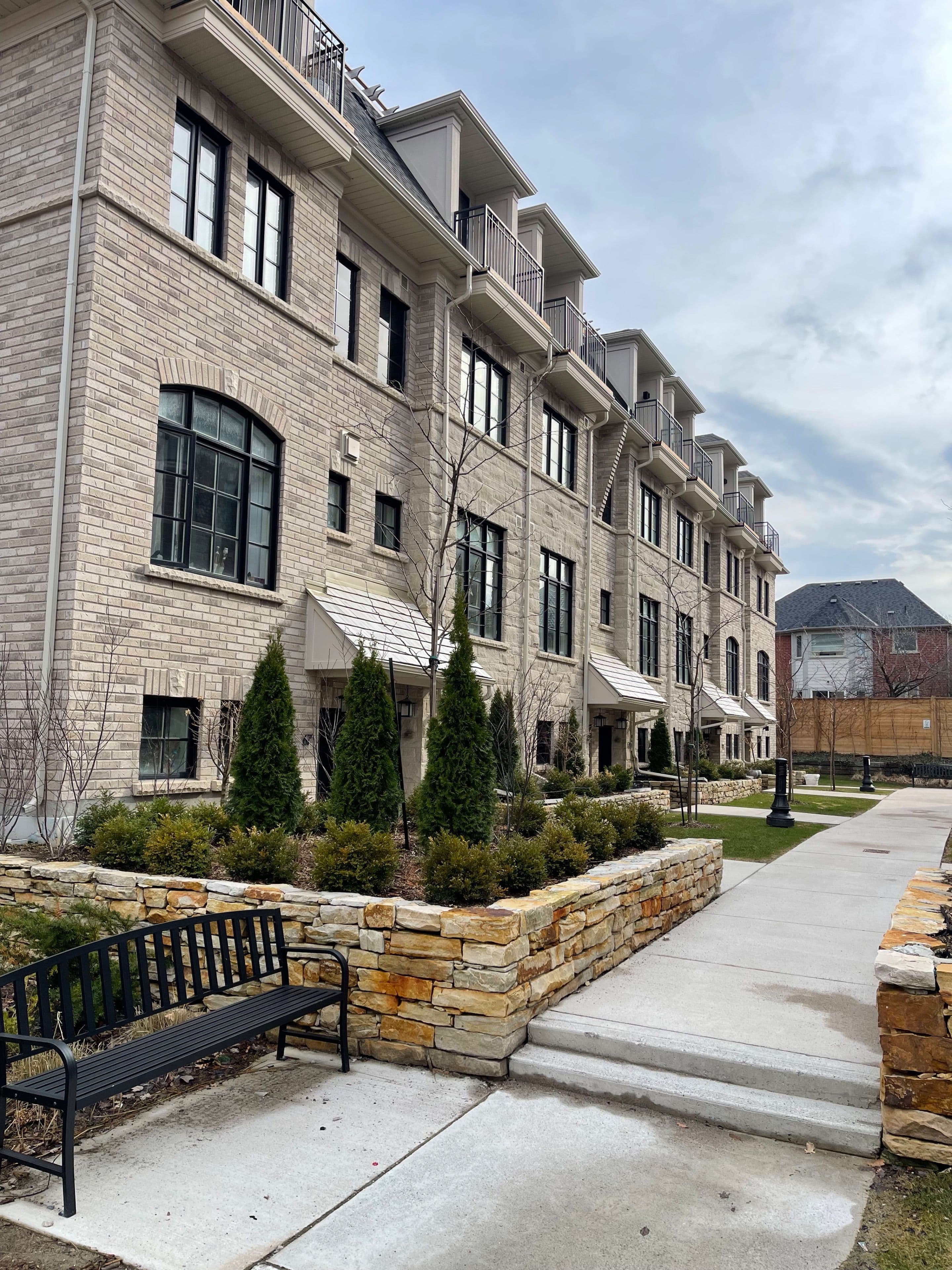 40 Lunar Crescent 72, Mississauga, ON L5M 2R5