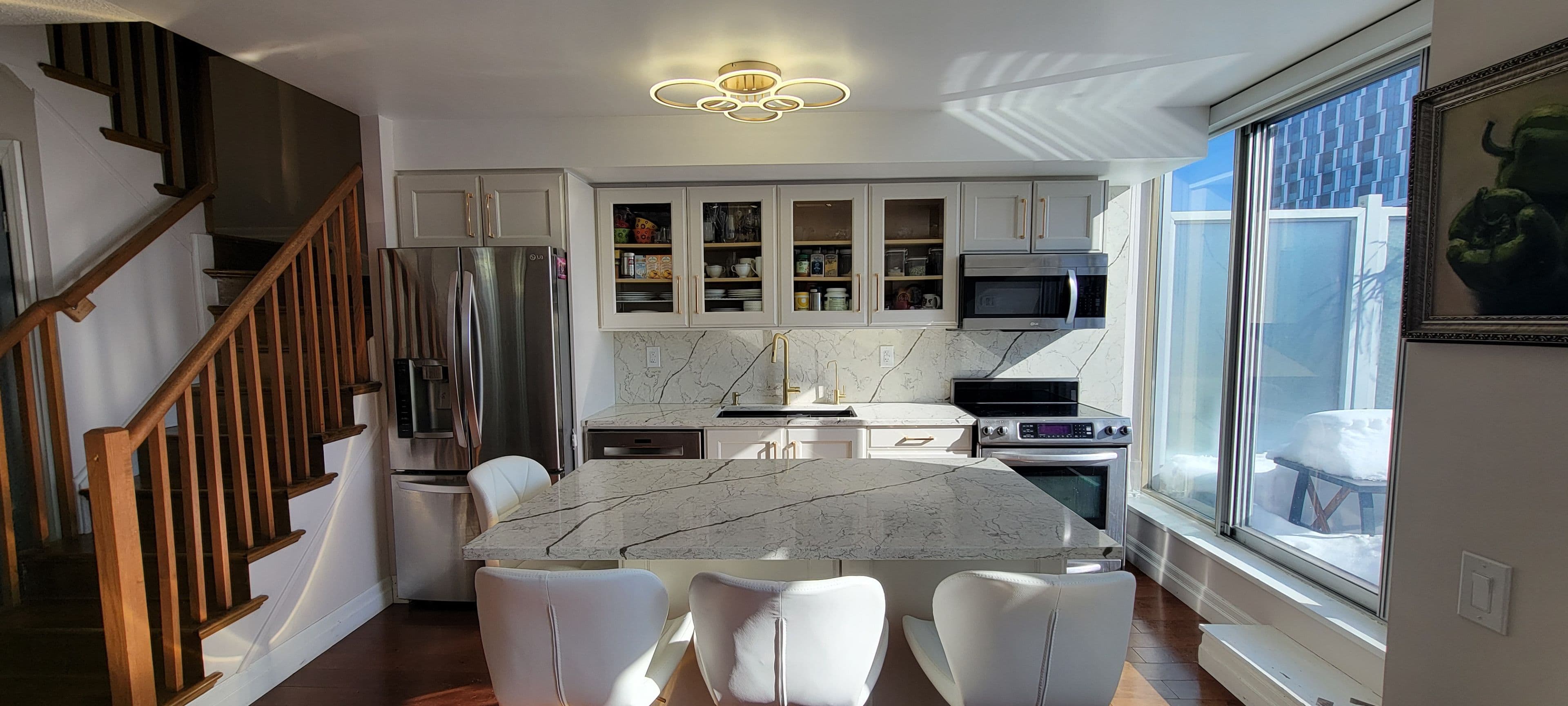 1040 The Queensway N/A 919, Toronto W08, ON M8Z 0A7